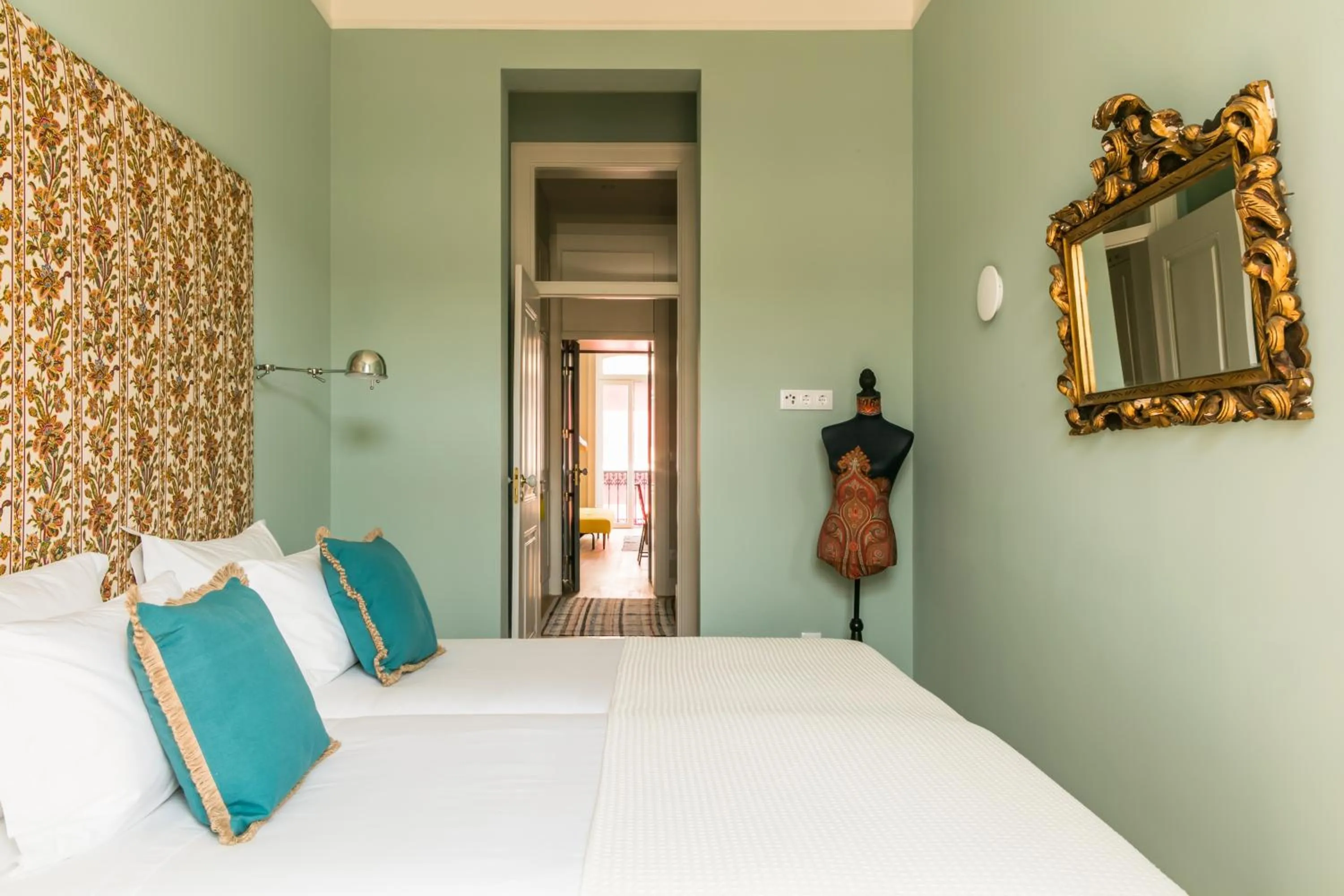 Photo of the whole room, Bed in Almaria - Ex Libris Apartments | Chiado