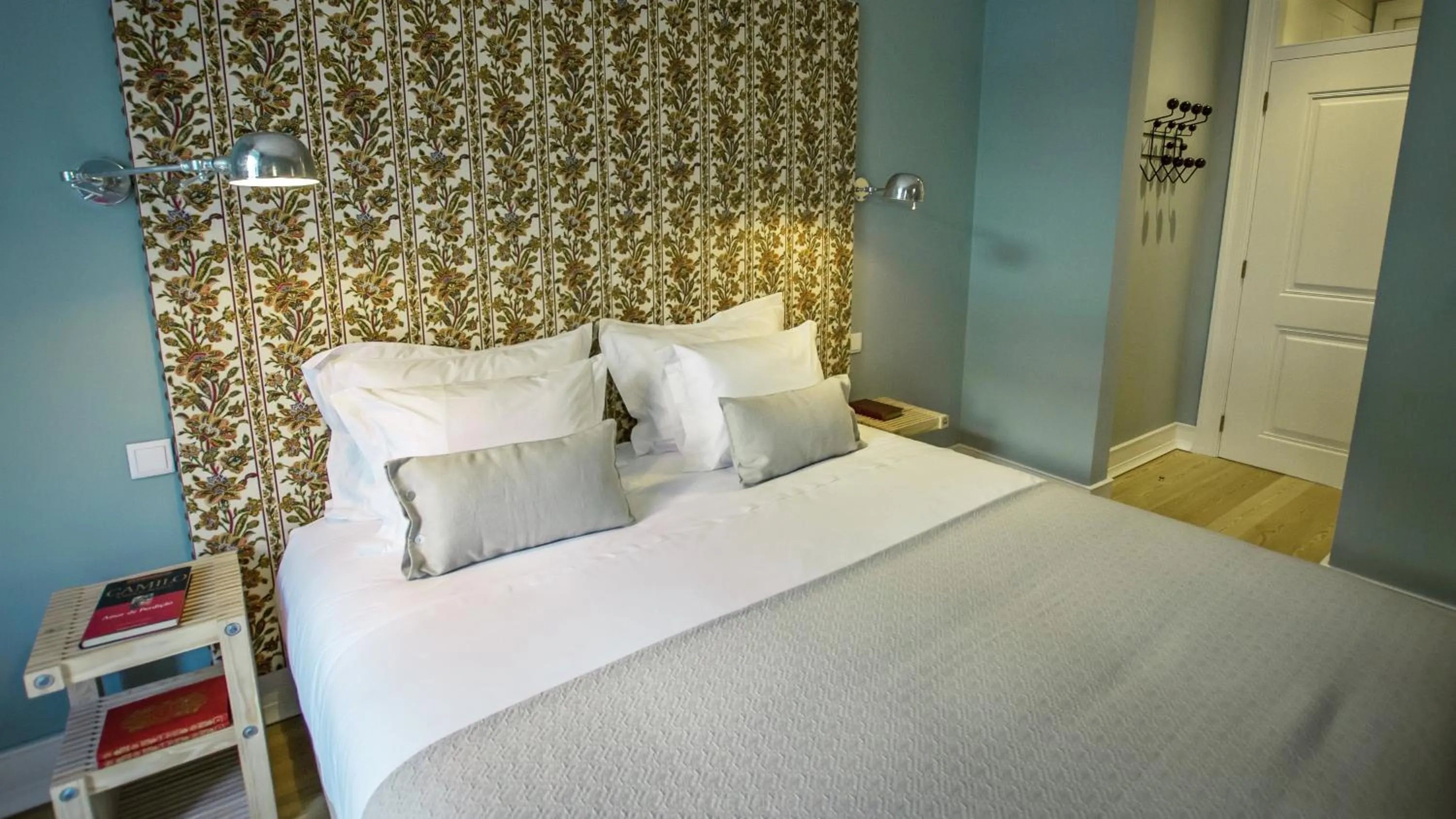 Bed in Almaria - Ex Libris Apartments | Chiado