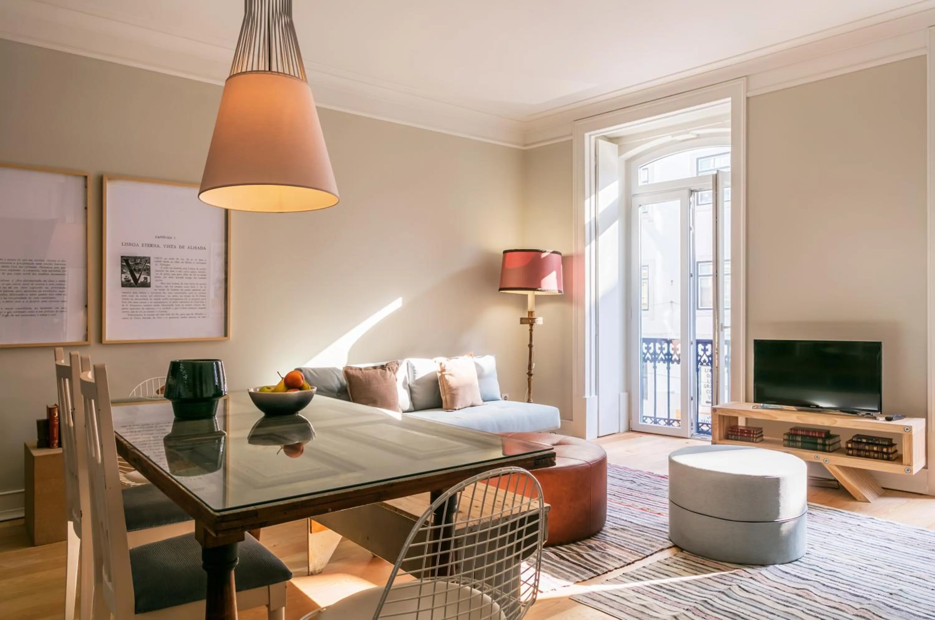 Day in Almaria - Ex Libris Apartments | Chiado
