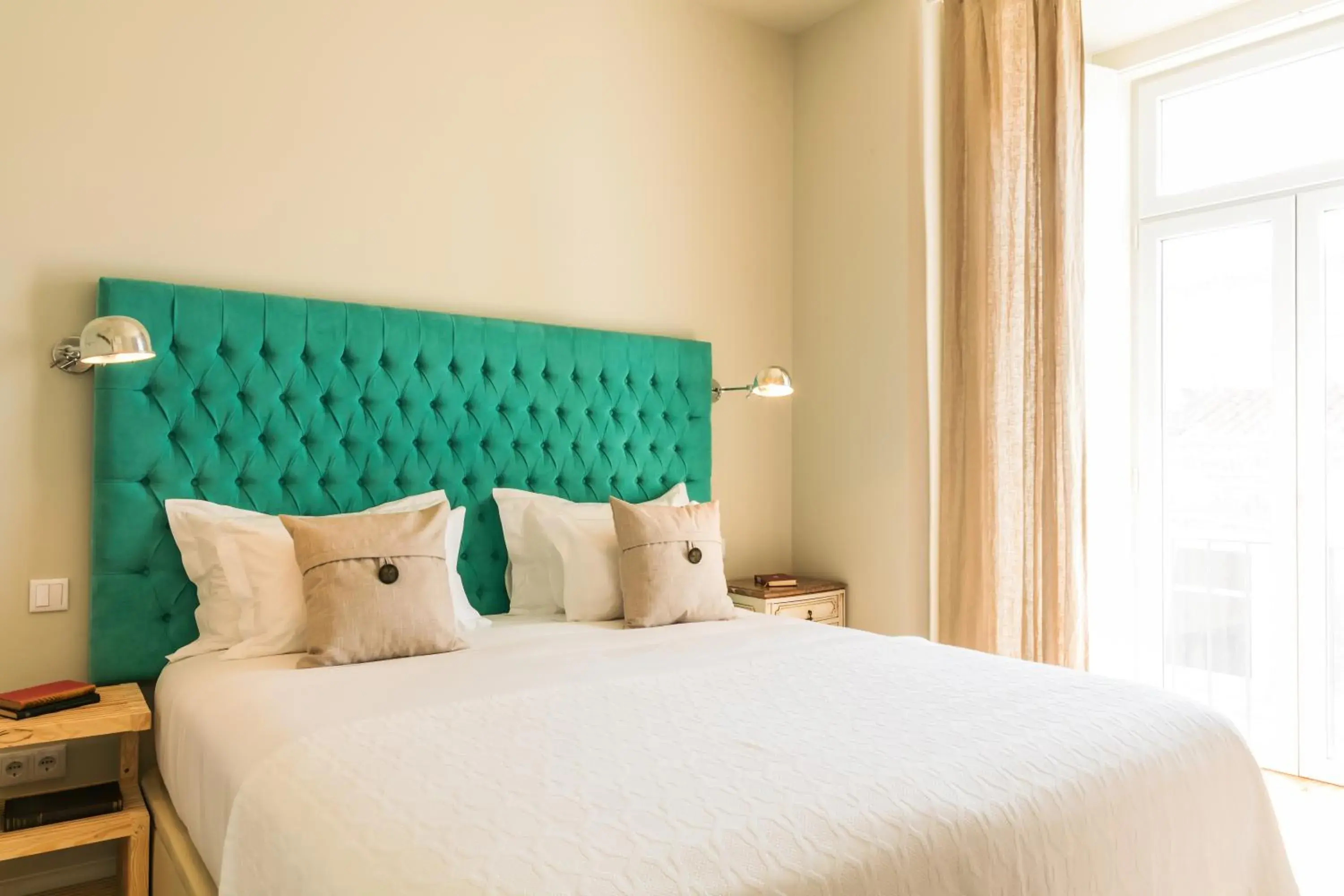 Bed in Almaria - Ex Libris Apartments | Chiado Bed in Almaria - Ex Libris Apartments | Chiado