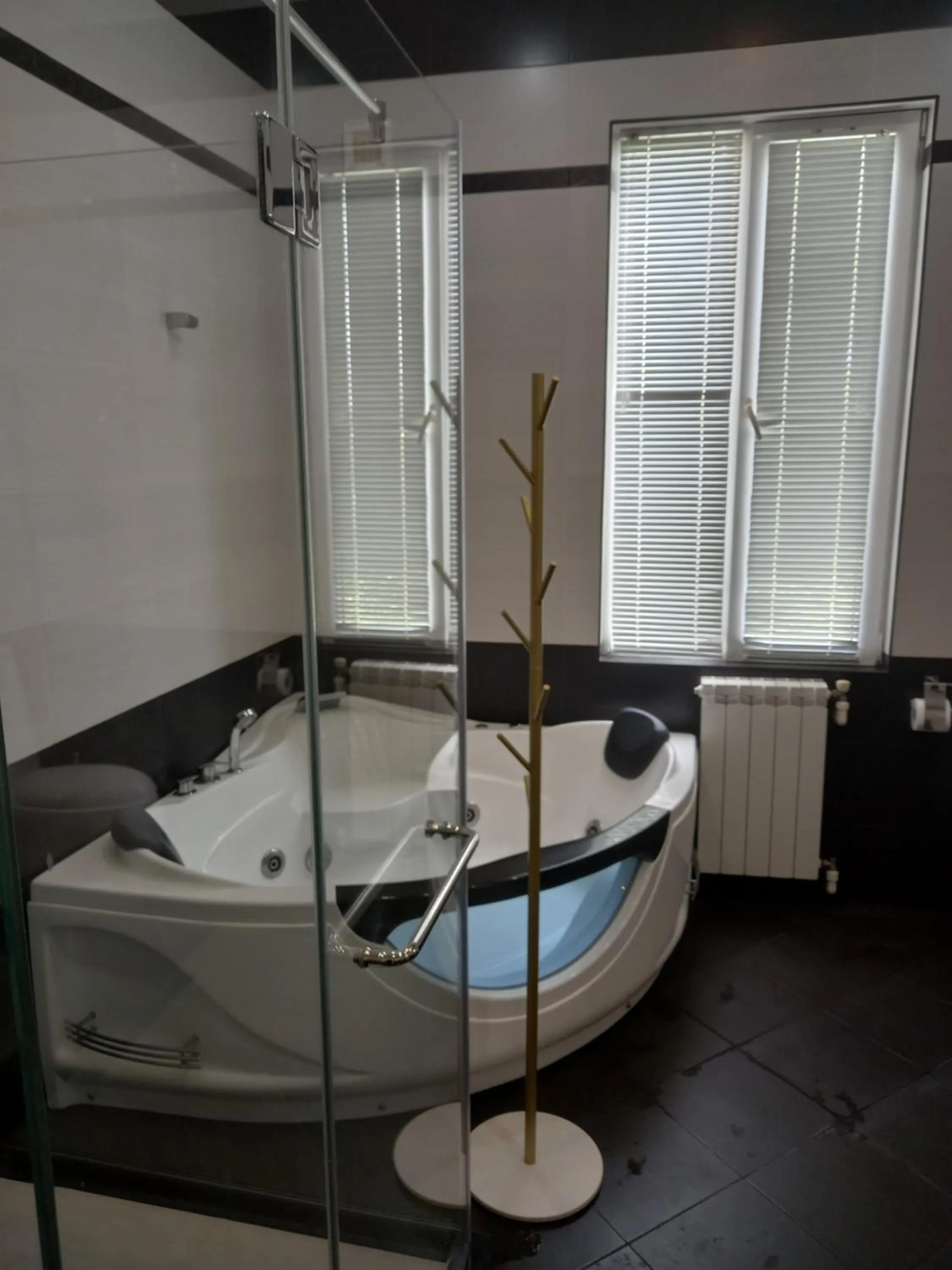 Bed in Tskaltubo Apartment Mirian Mepe