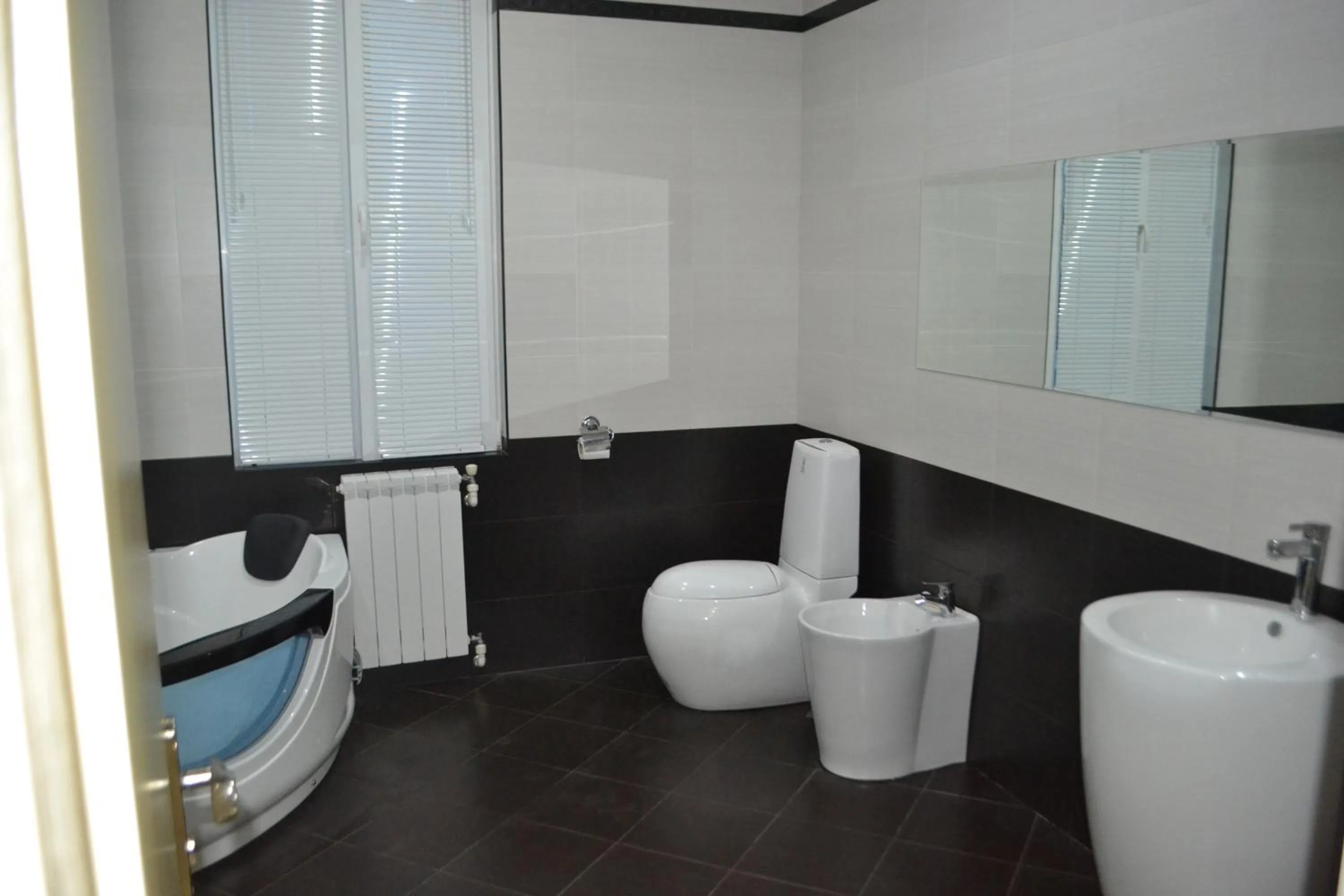 Bathroom in Tskaltubo Apartment Mirian Mepe