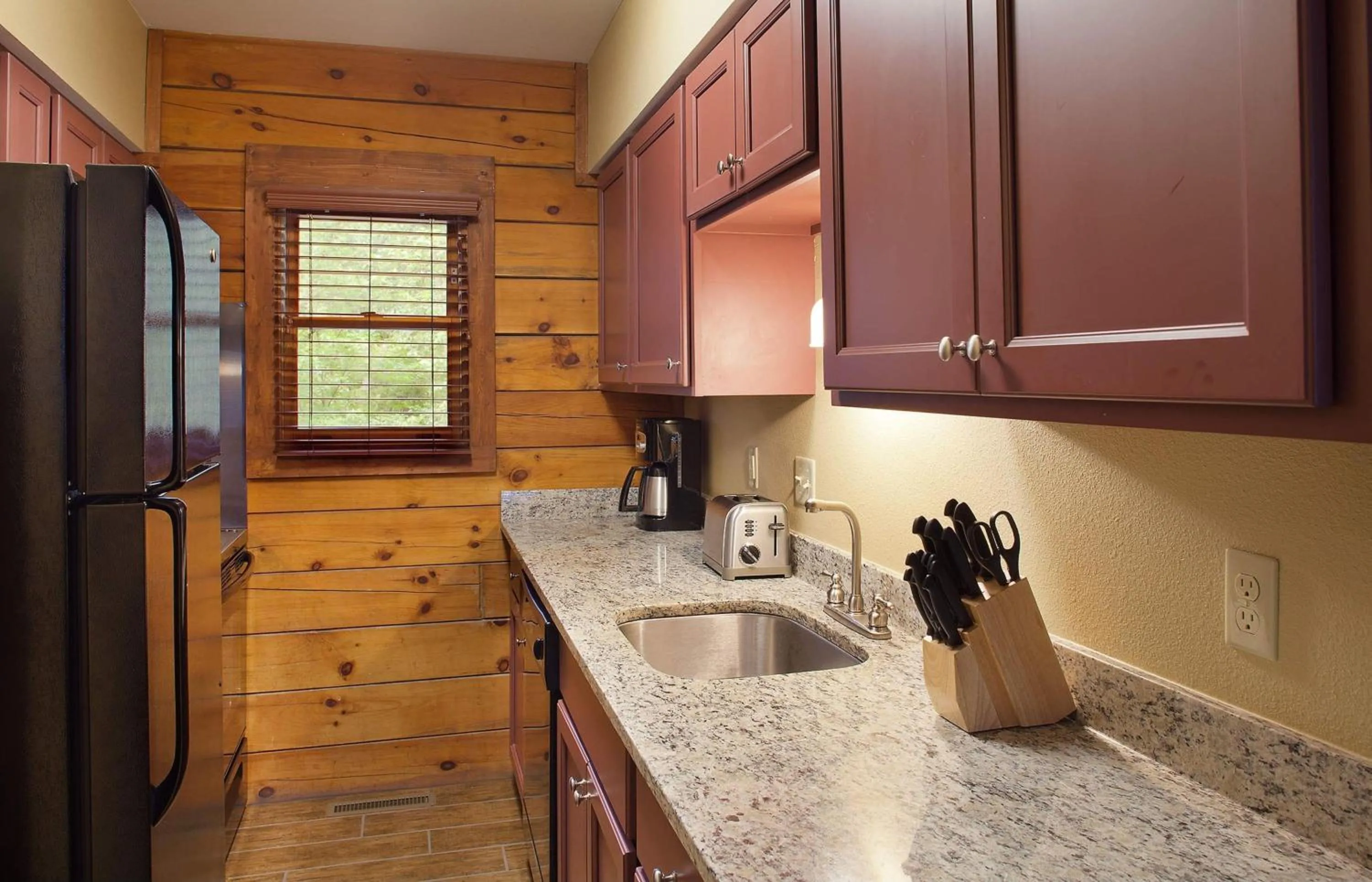Kitchen or kitchenette in Bluegreen Vacations Christmas Mountain Village, an Ascend Collection Resort