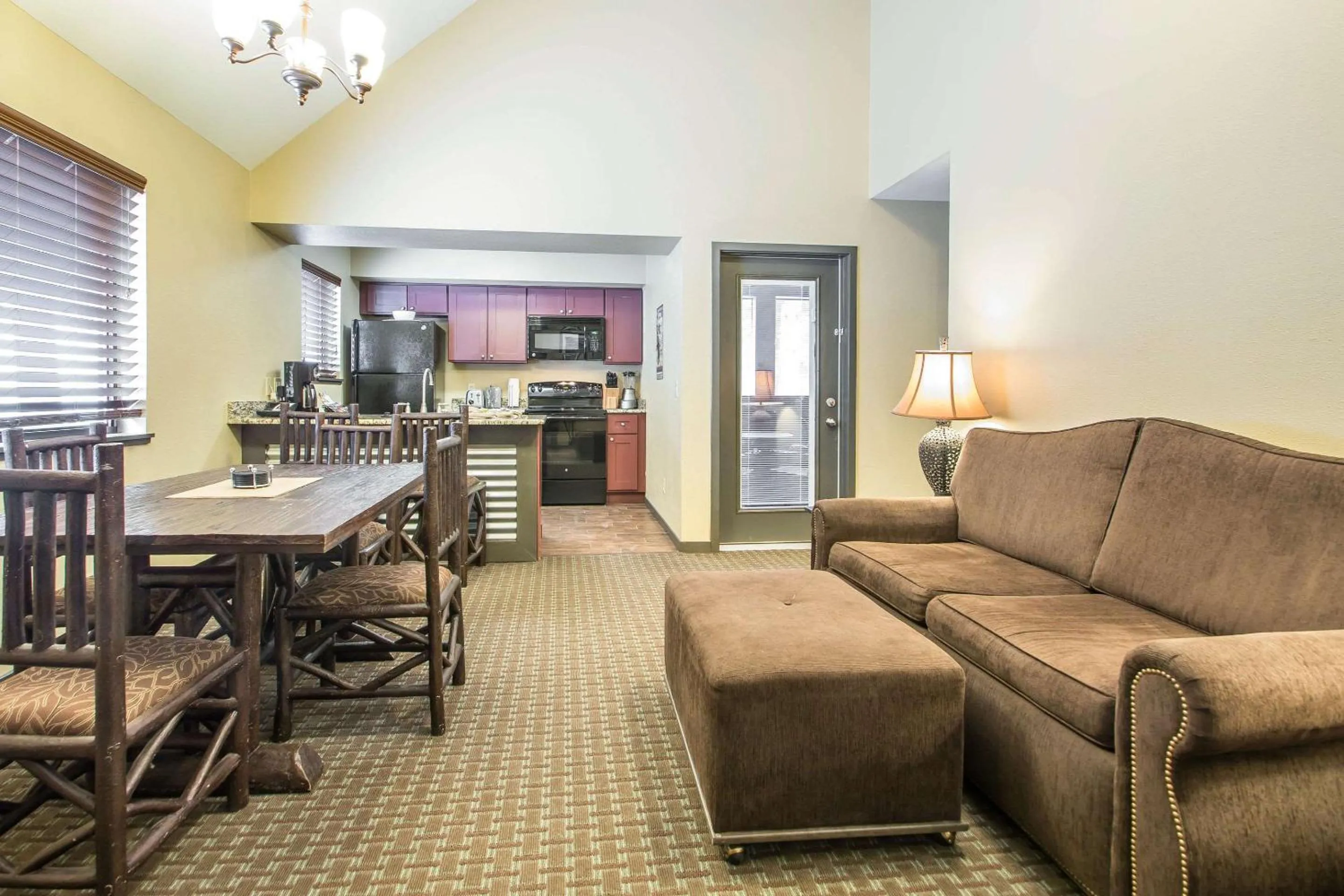 Kitchen or kitchenette in Bluegreen Vacations Christmas Mountain Village, an Ascend Collection Resort