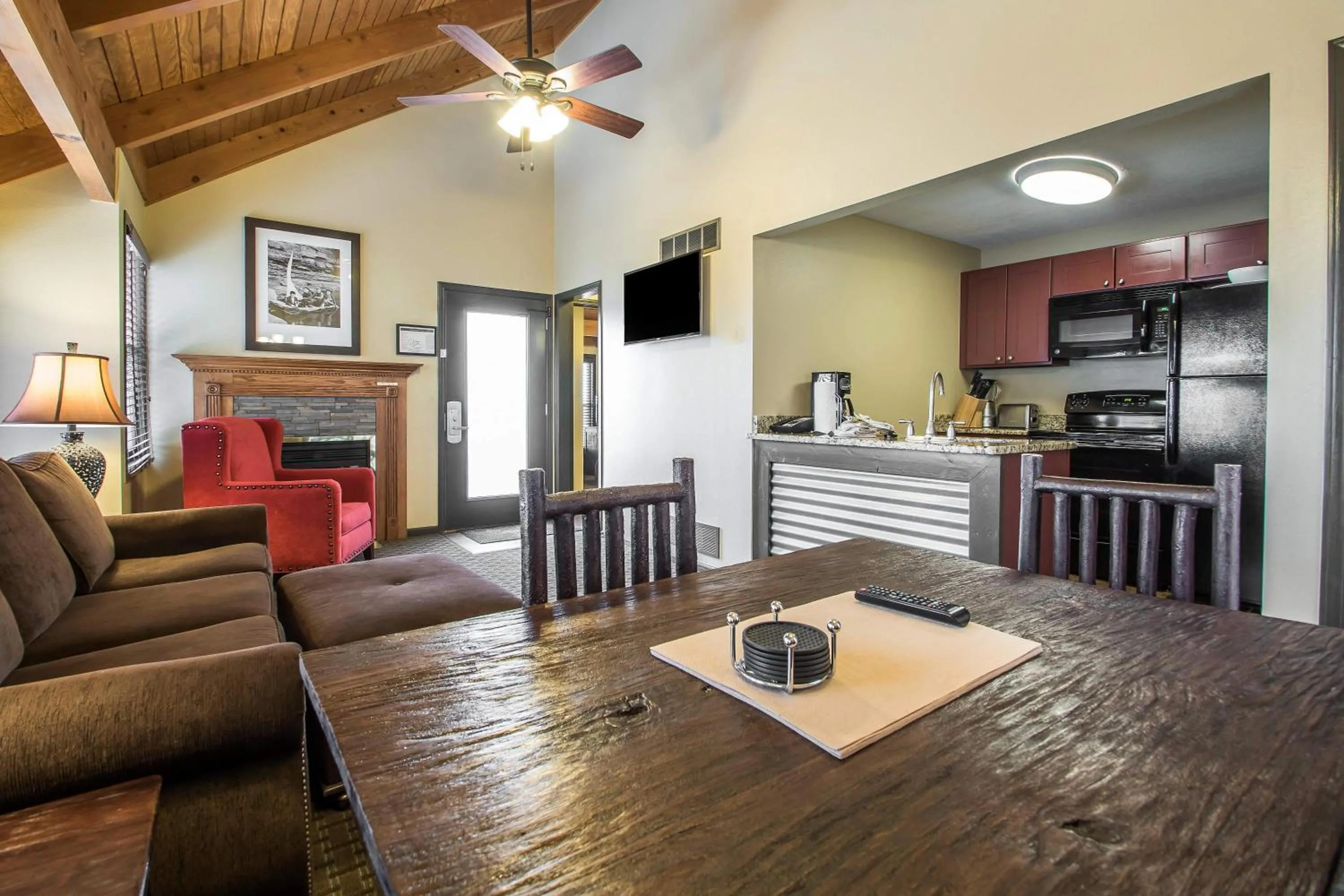 Kitchen or kitchenette in Bluegreen Vacations Christmas Mountain Village, an Ascend Collection Resort