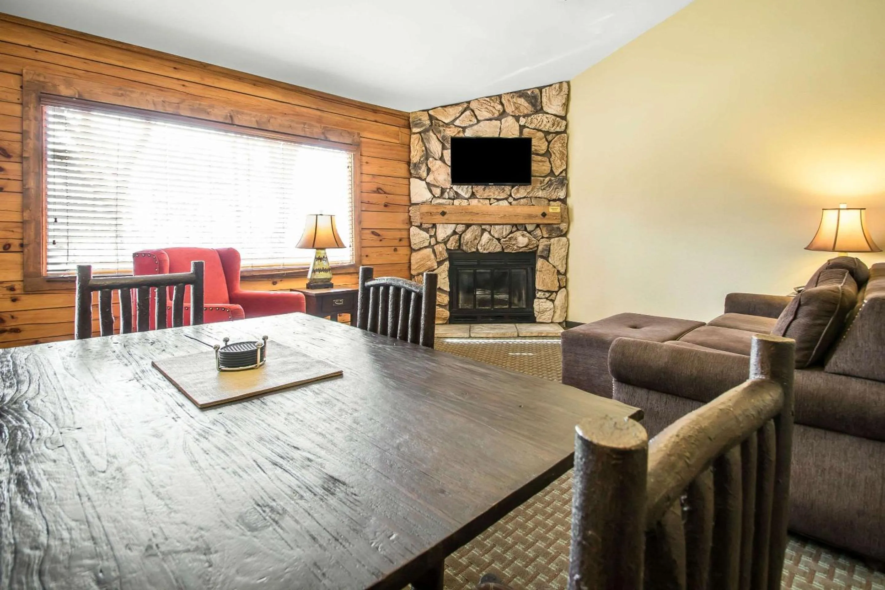 Living room in Bluegreen Vacations Christmas Mountain Village, an Ascend Collection Resort