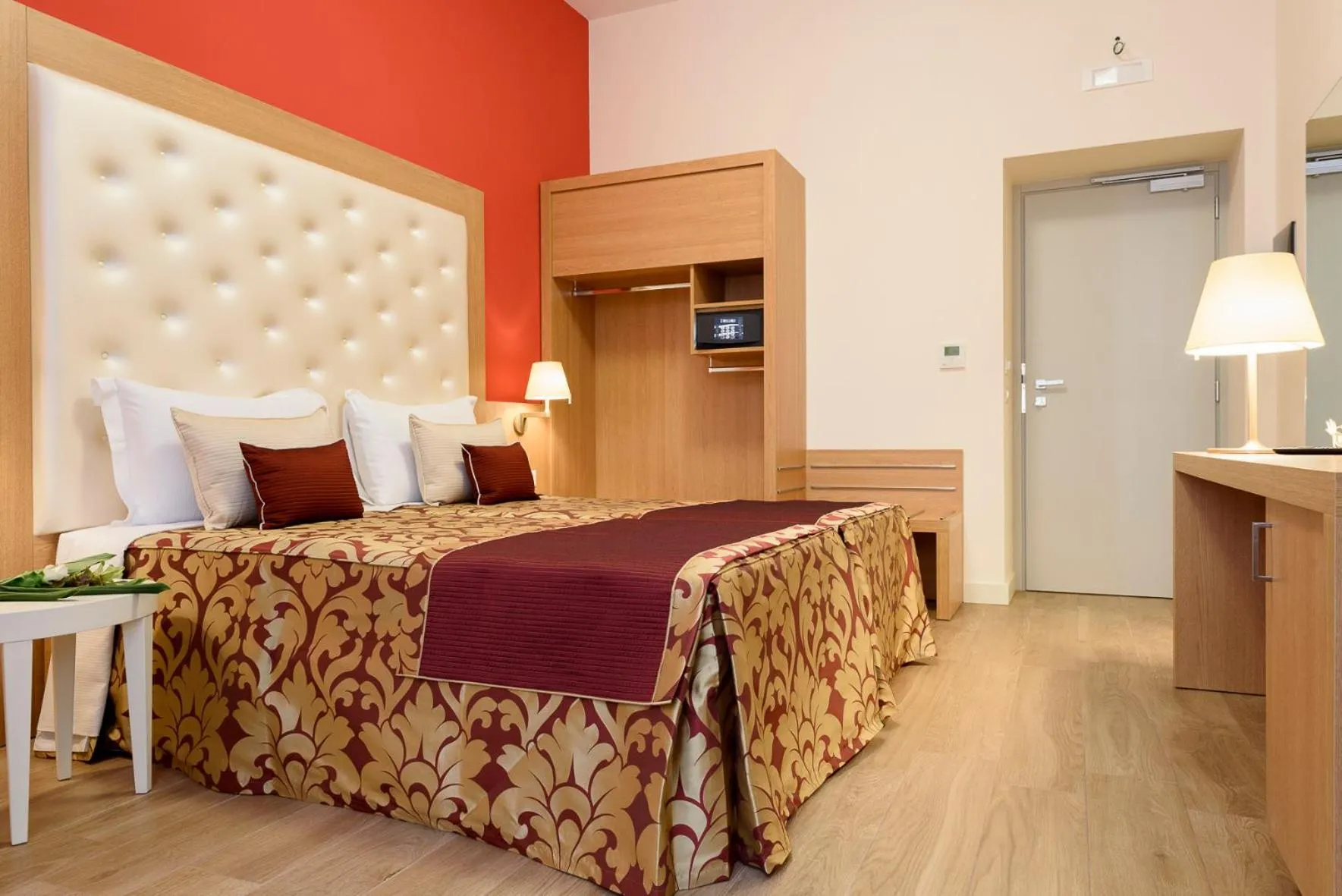 Photo of the whole room, Bed in Navona Luxury Guesthouse