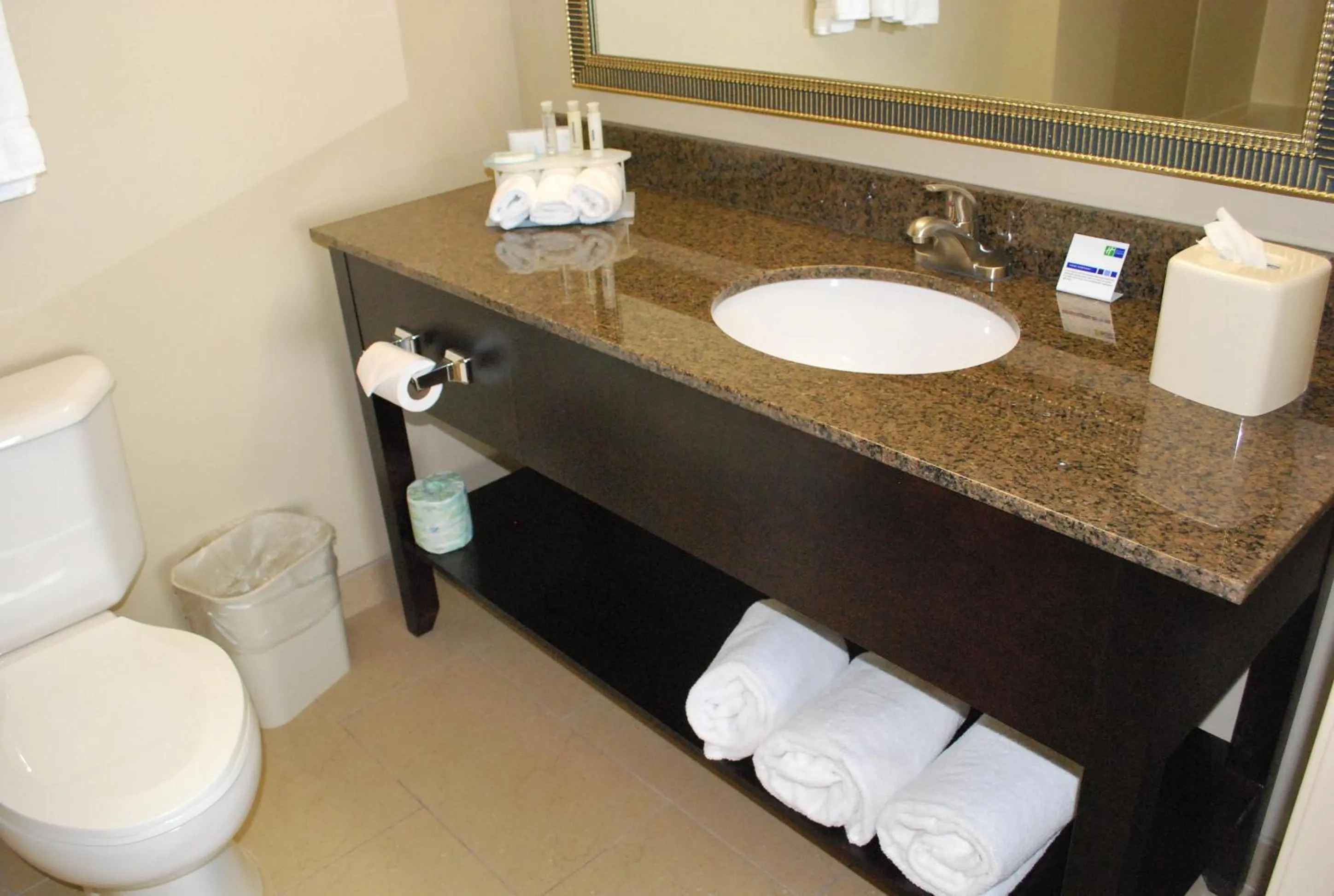 Holiday Inn Express Bloomington West by IHG