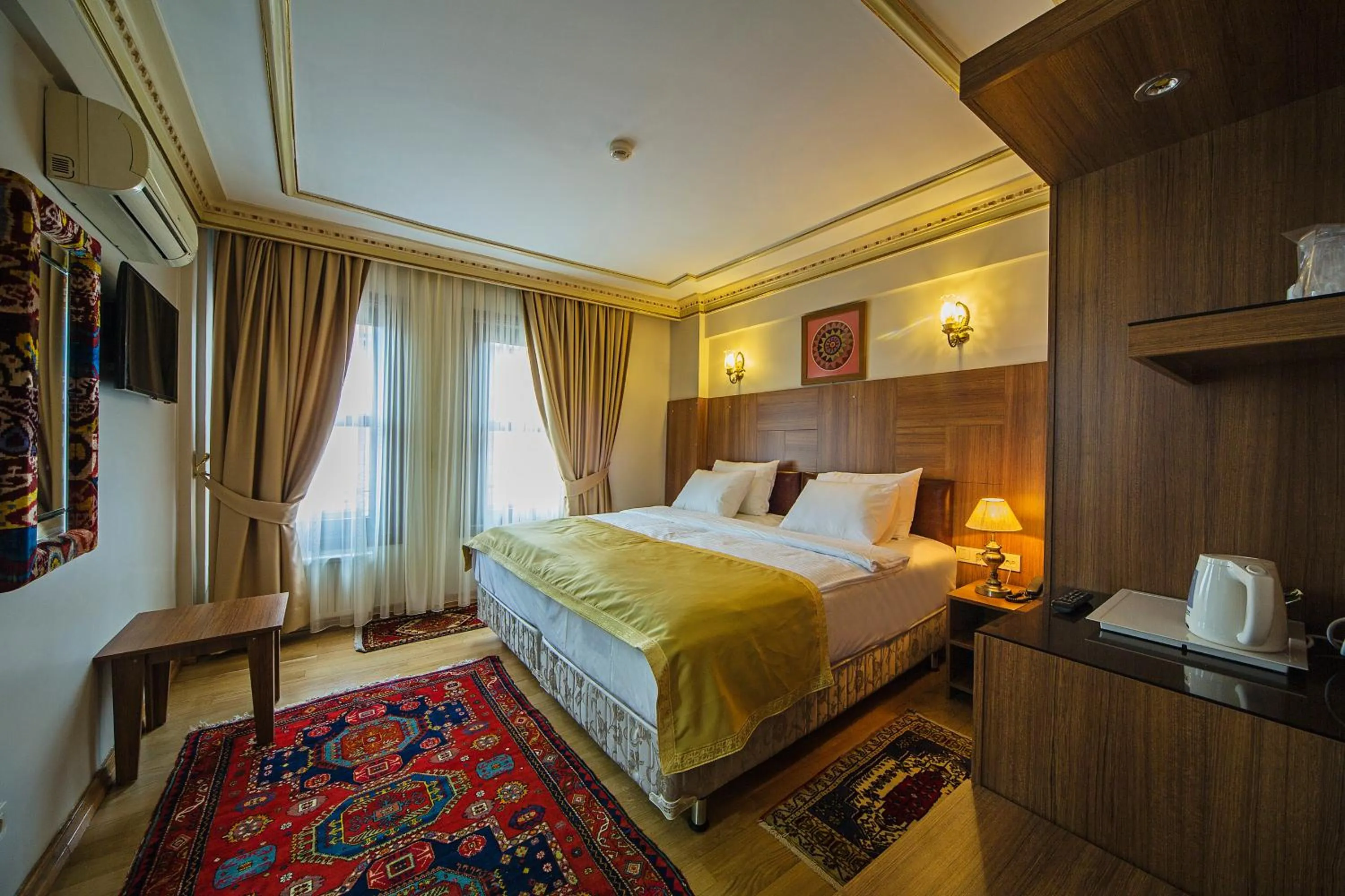 Photo of the whole room, Bed in Apart Hotel Hippodrome