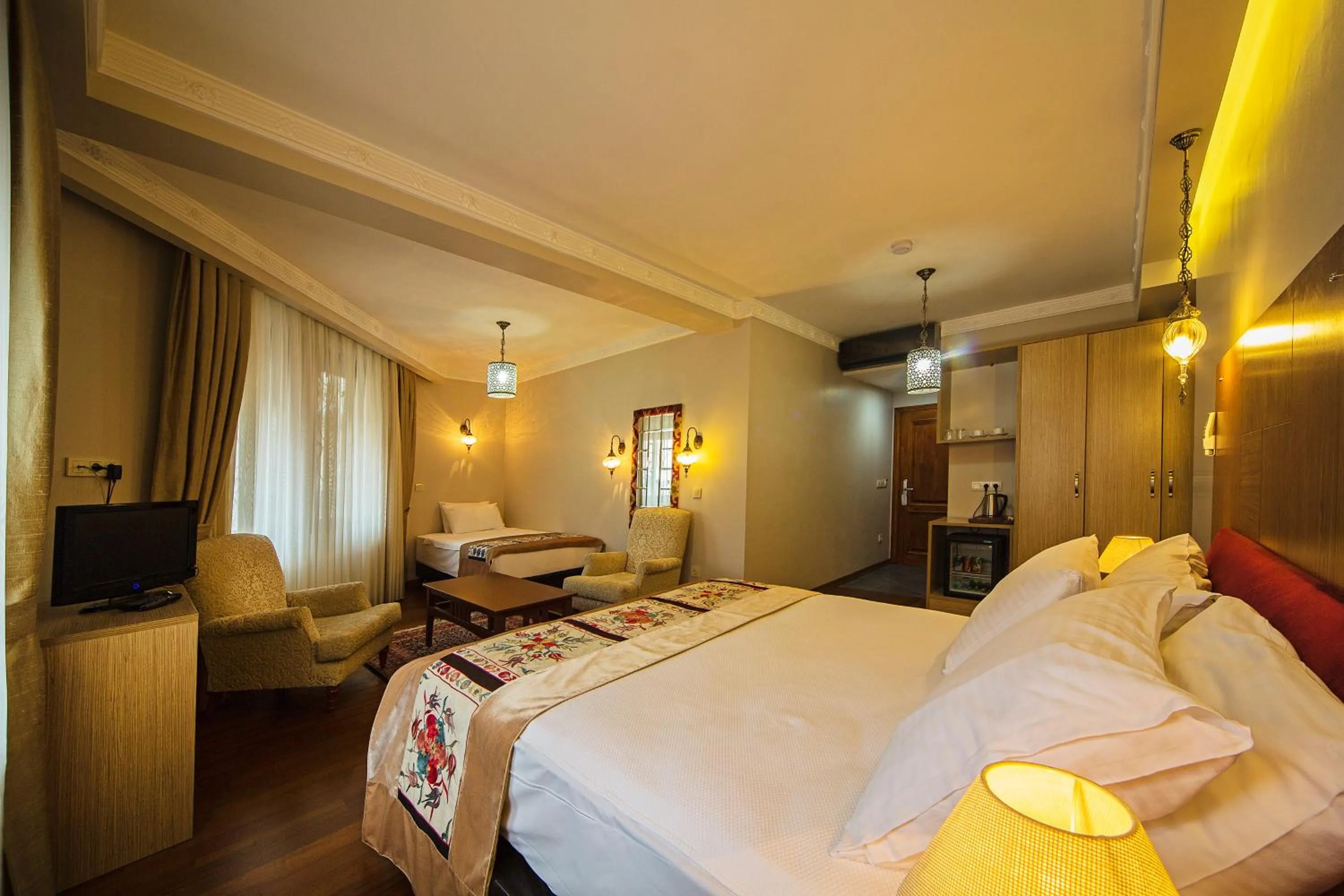 Photo of the whole room, Bed in Apart Hotel Hippodrome