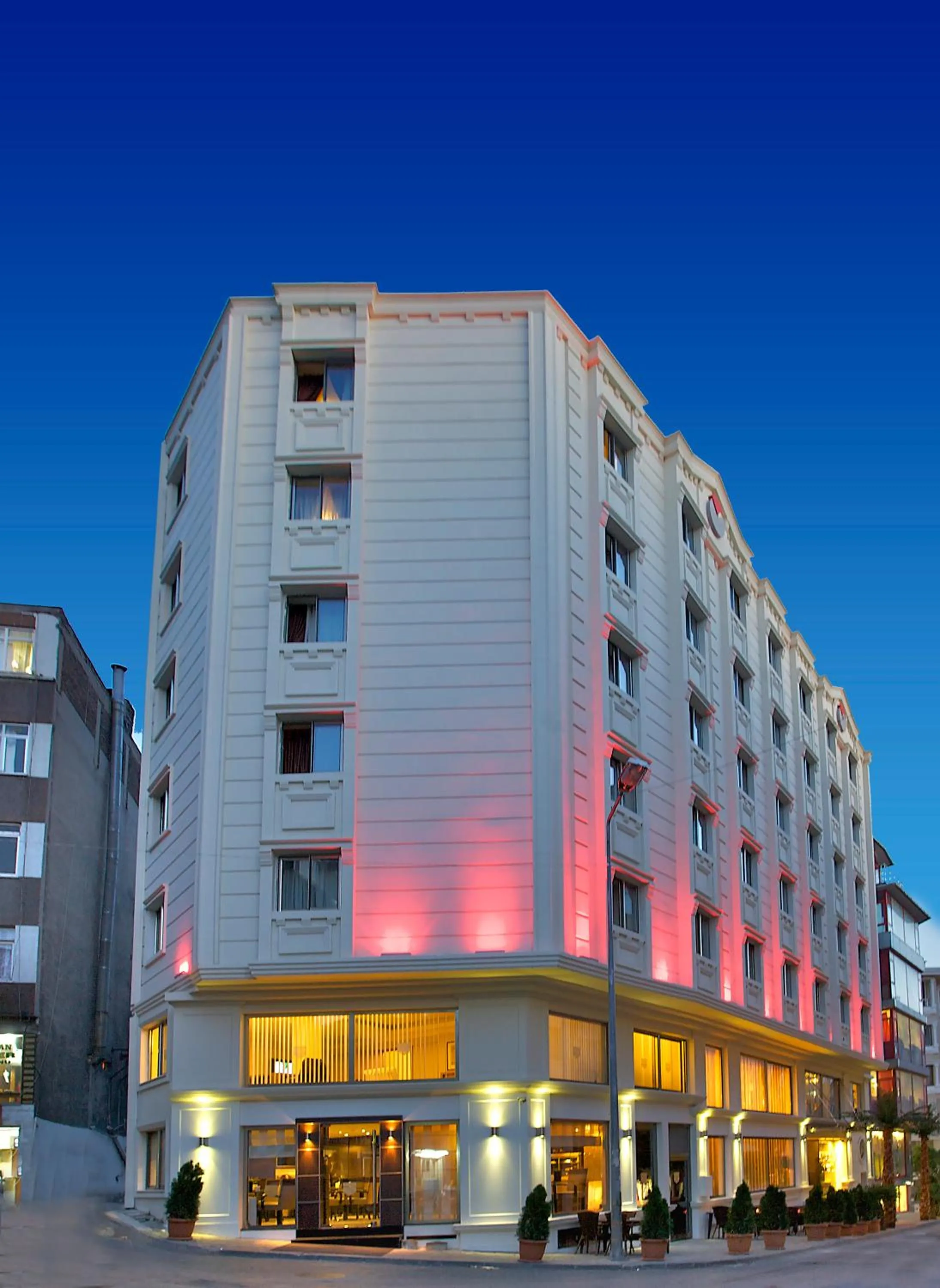 Facade/entrance in Mirilayon Hotel - Old Town