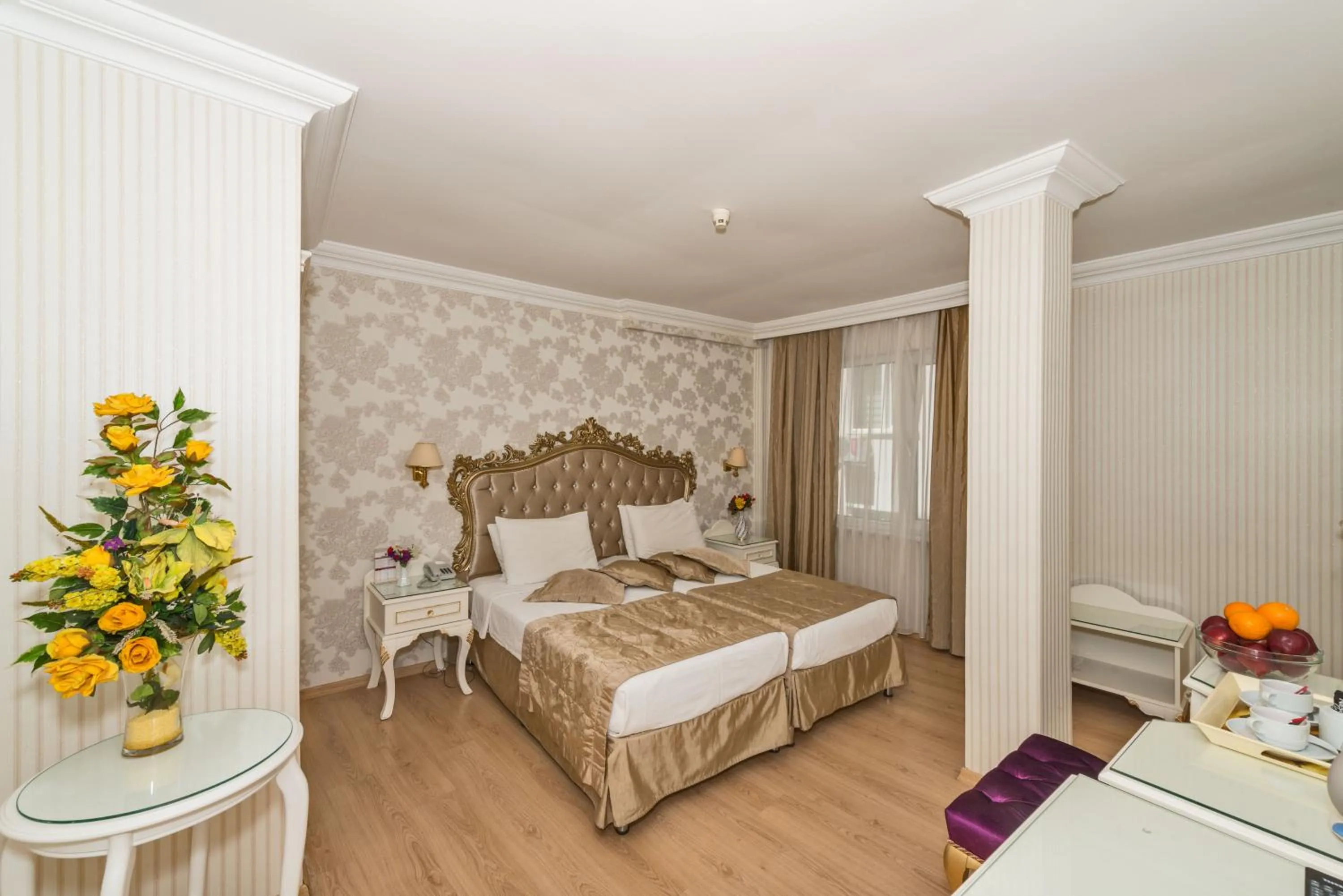 Bed in Santa Sophia Hotel - İstanbul