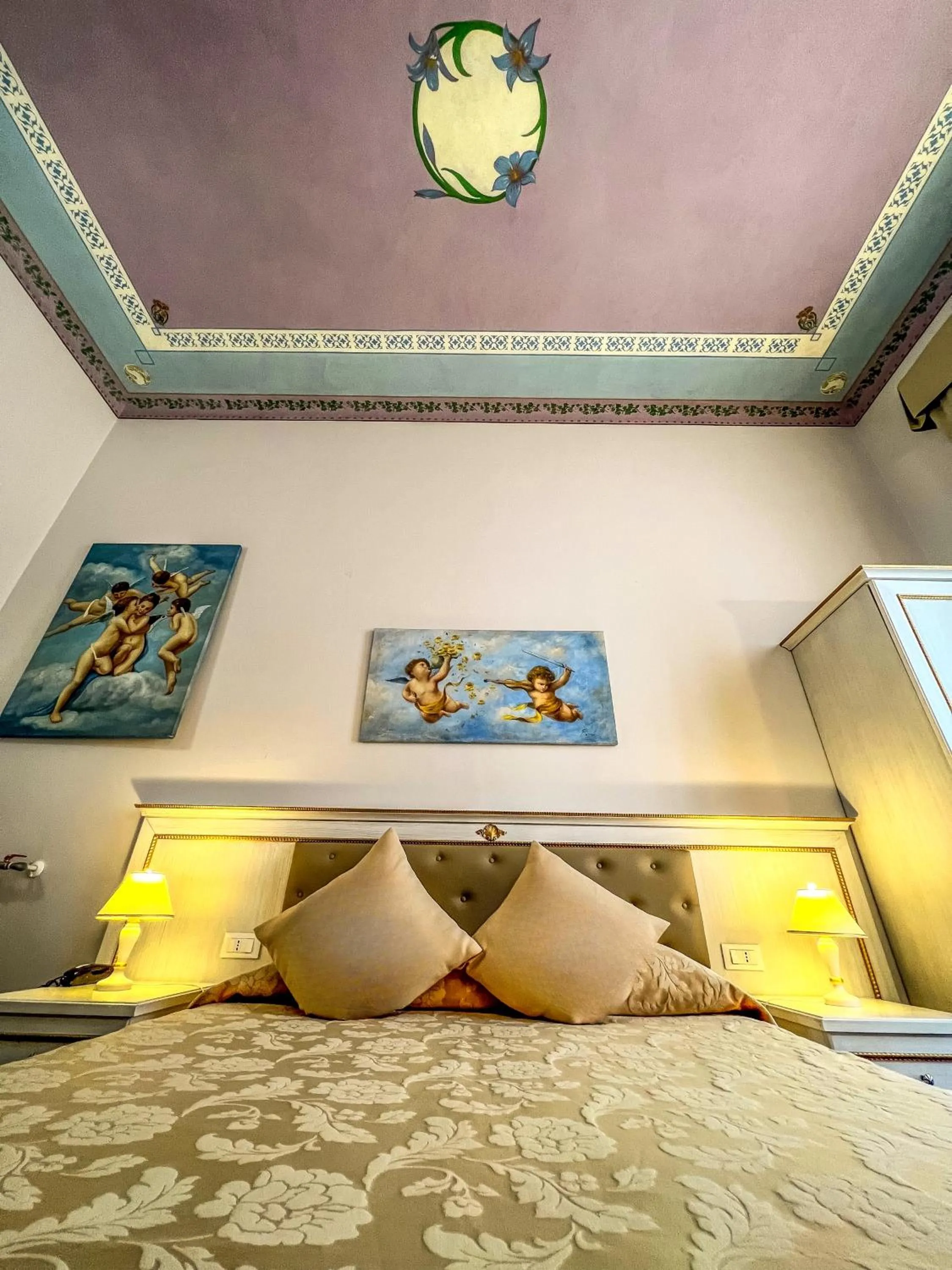 Bed in Hotel Genova Liberty