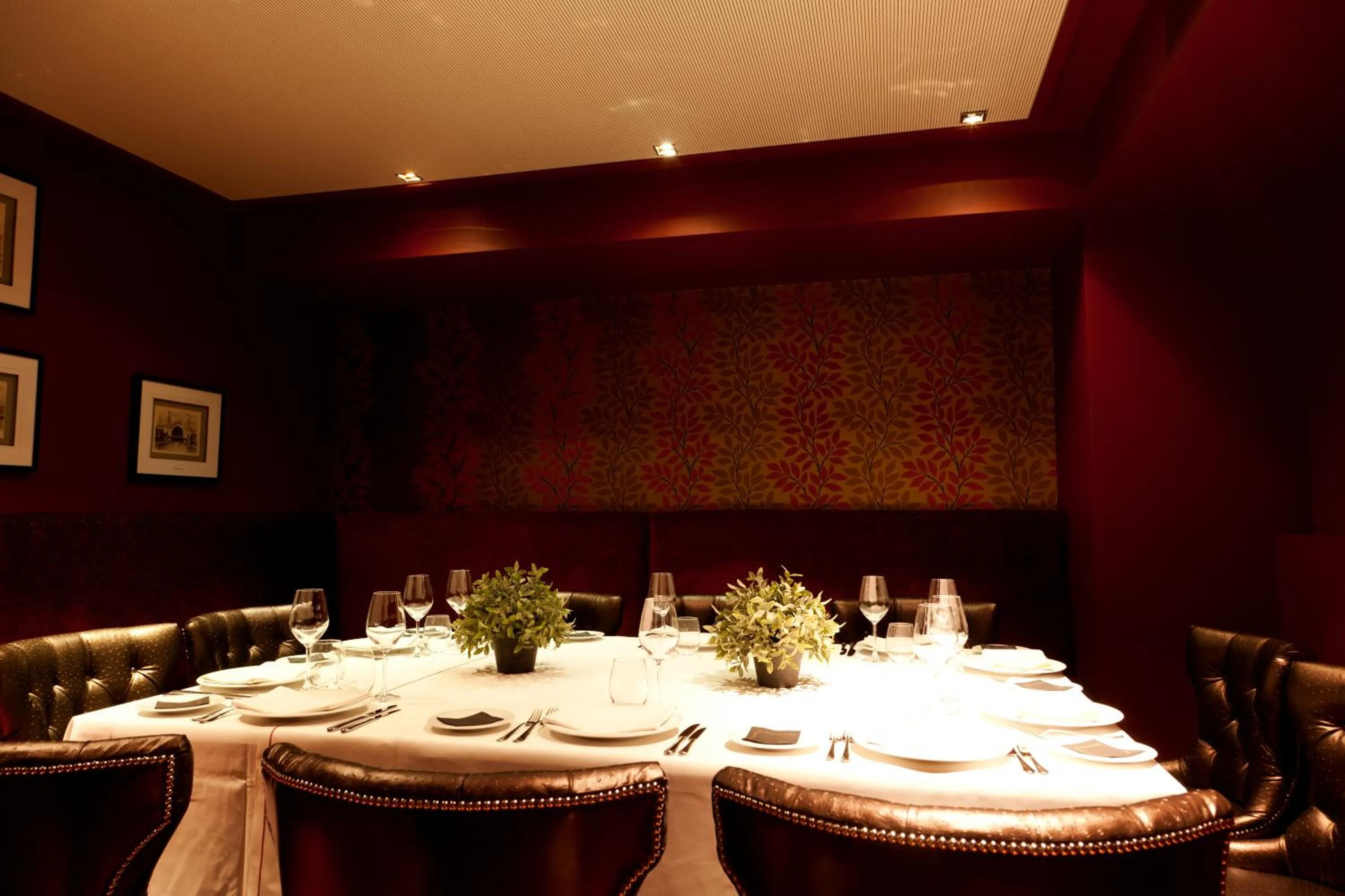 Restaurant/places to eat in Hotel Boutique Gareus