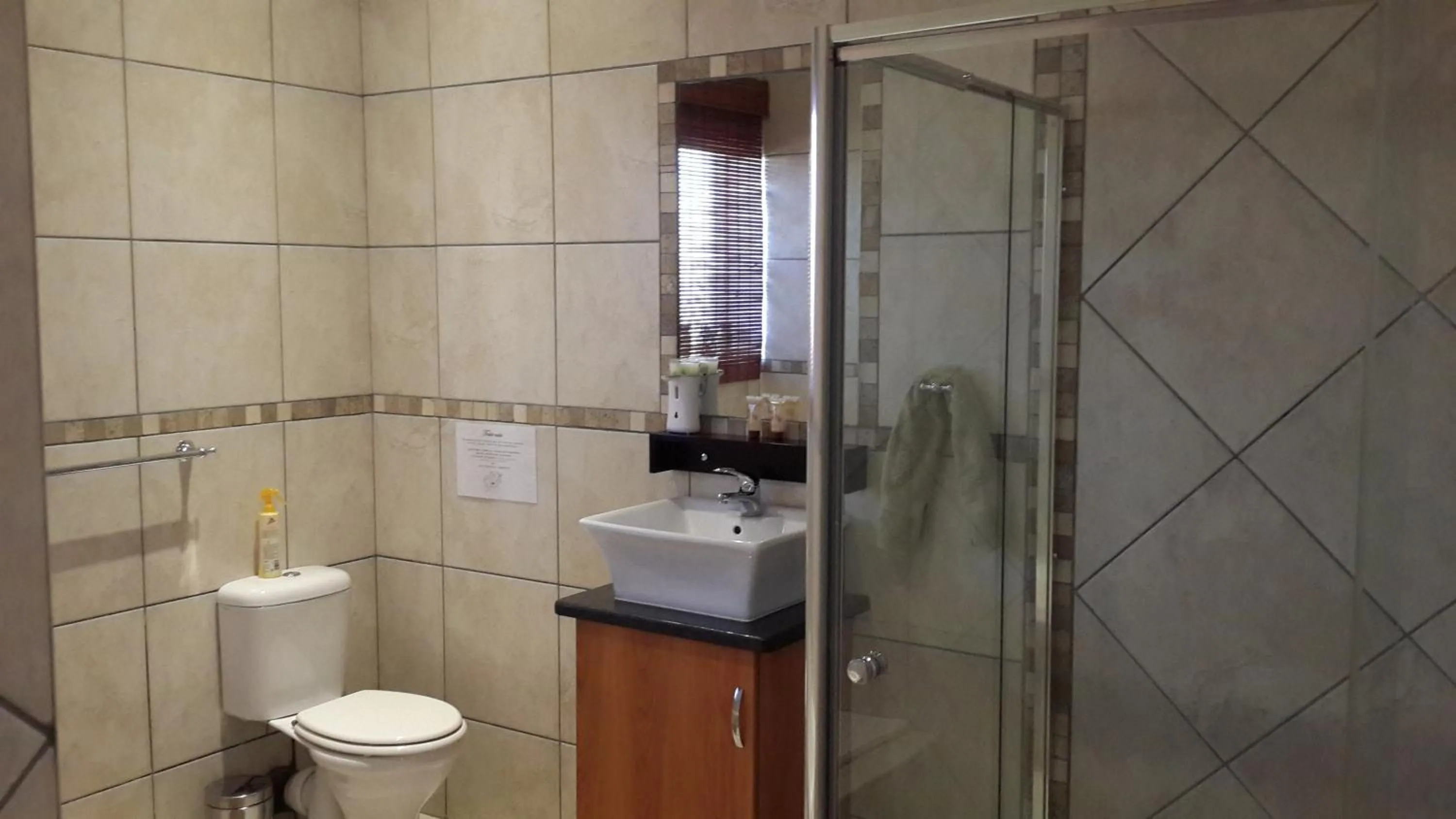 Property building in The Cedars Bed and Breakfast