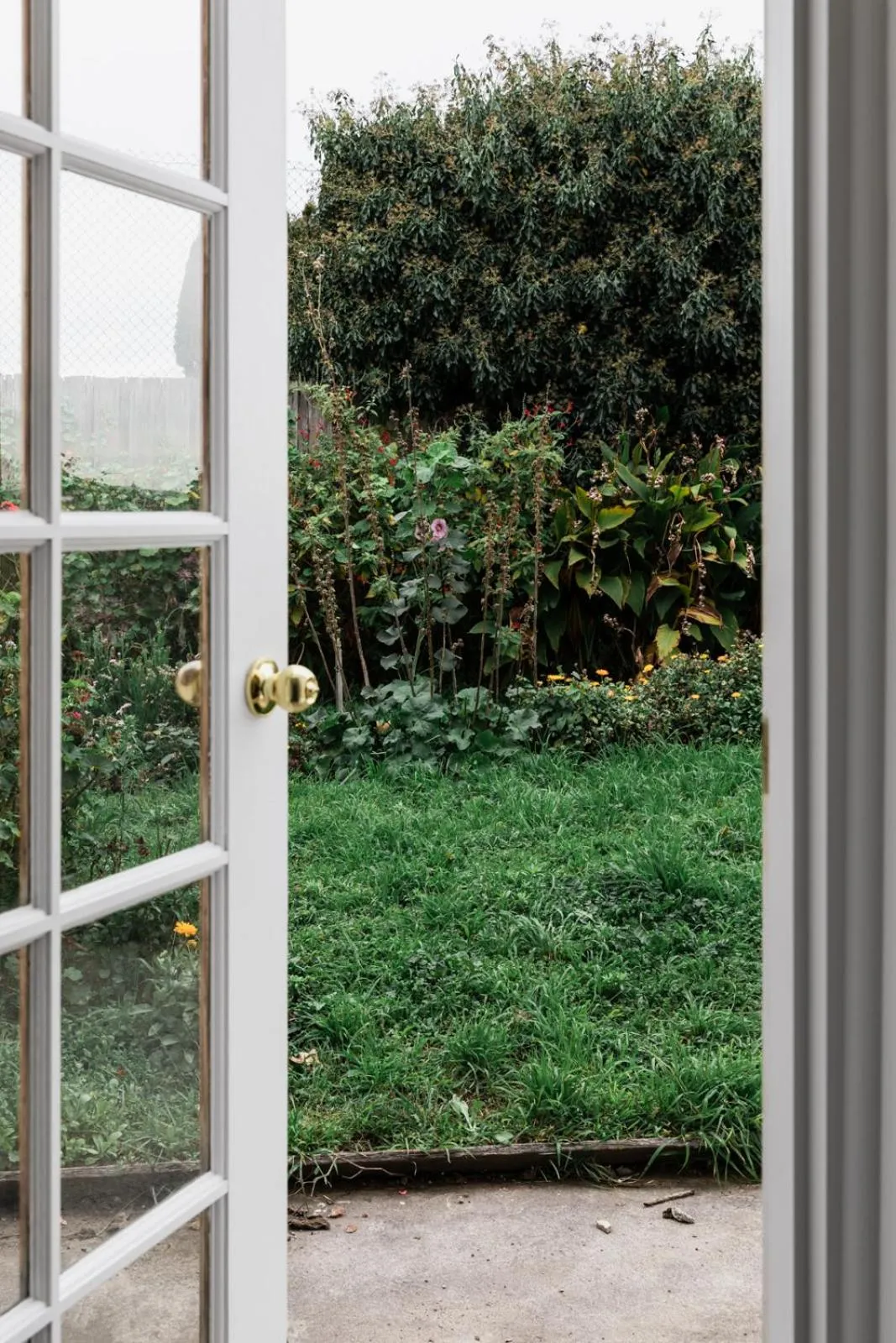 Facade/entrance in Battery Point Manor