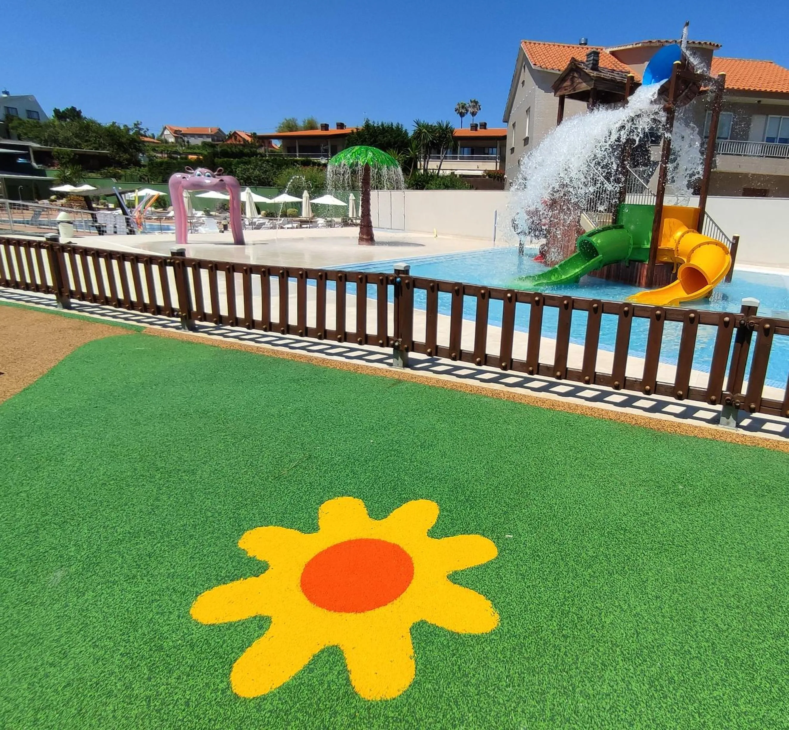 Children play ground in Apartamentos Marsil