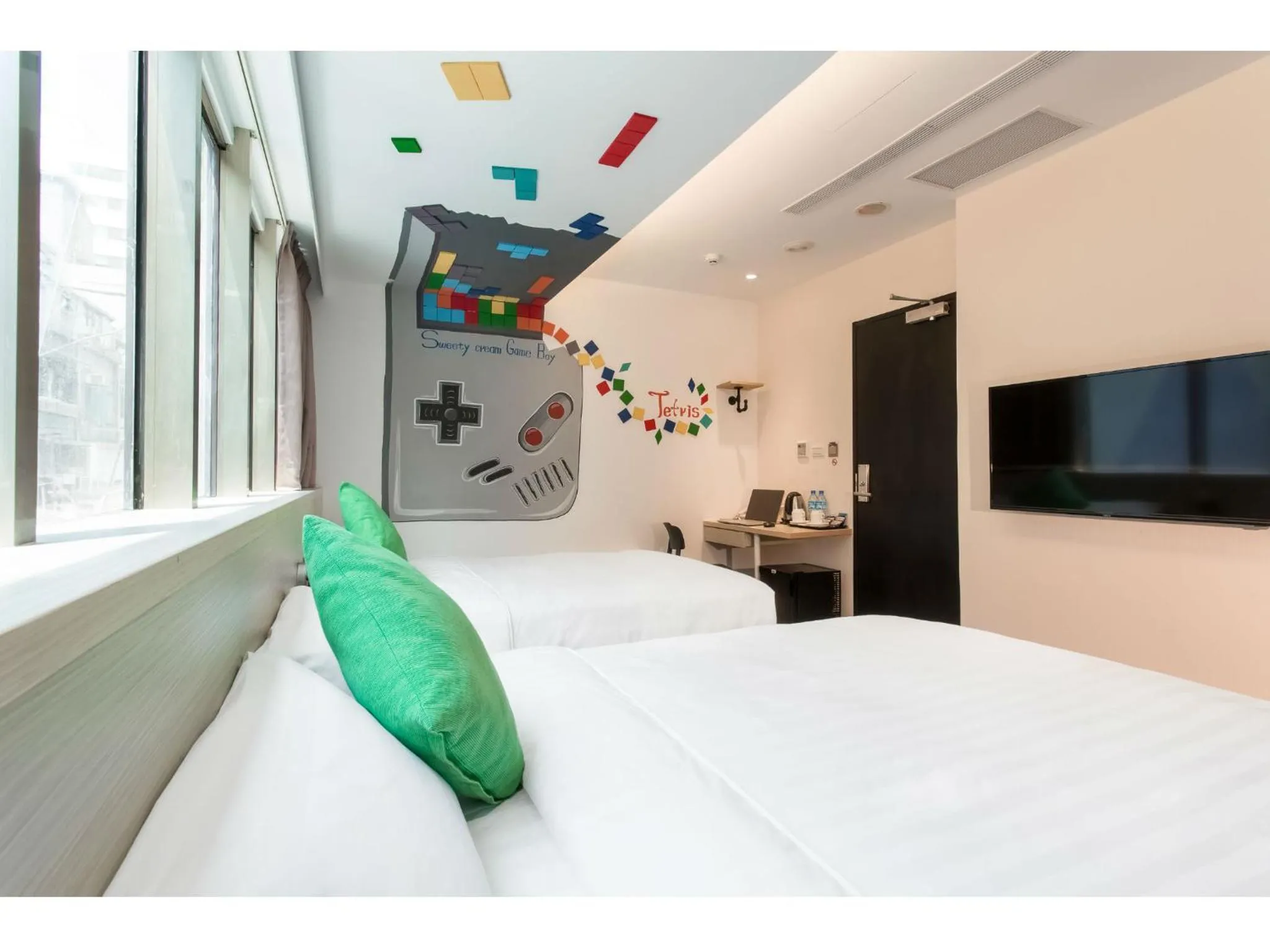 Photo of the whole room, Bed in RF Hotel  Linsen