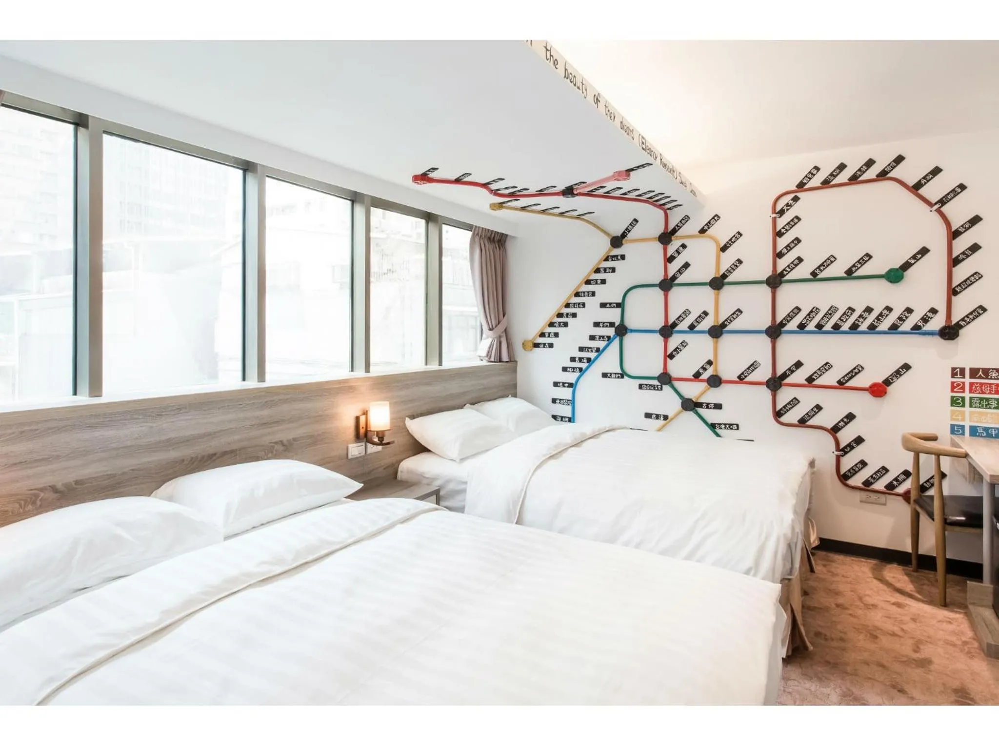 Photo of the whole room, Bed in RF Hotel  Linsen