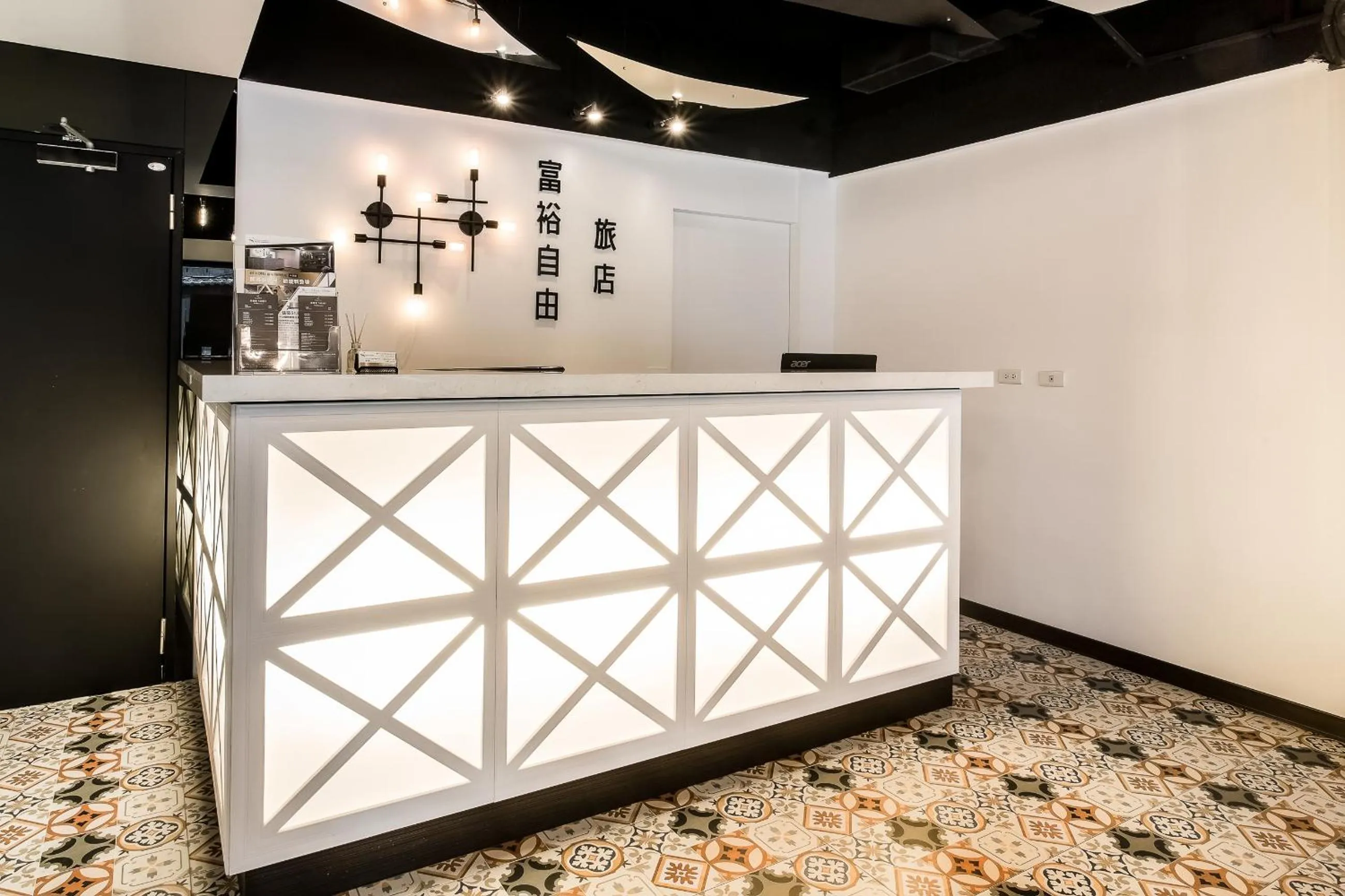 Decorative detail in RF Hotel  Linsen