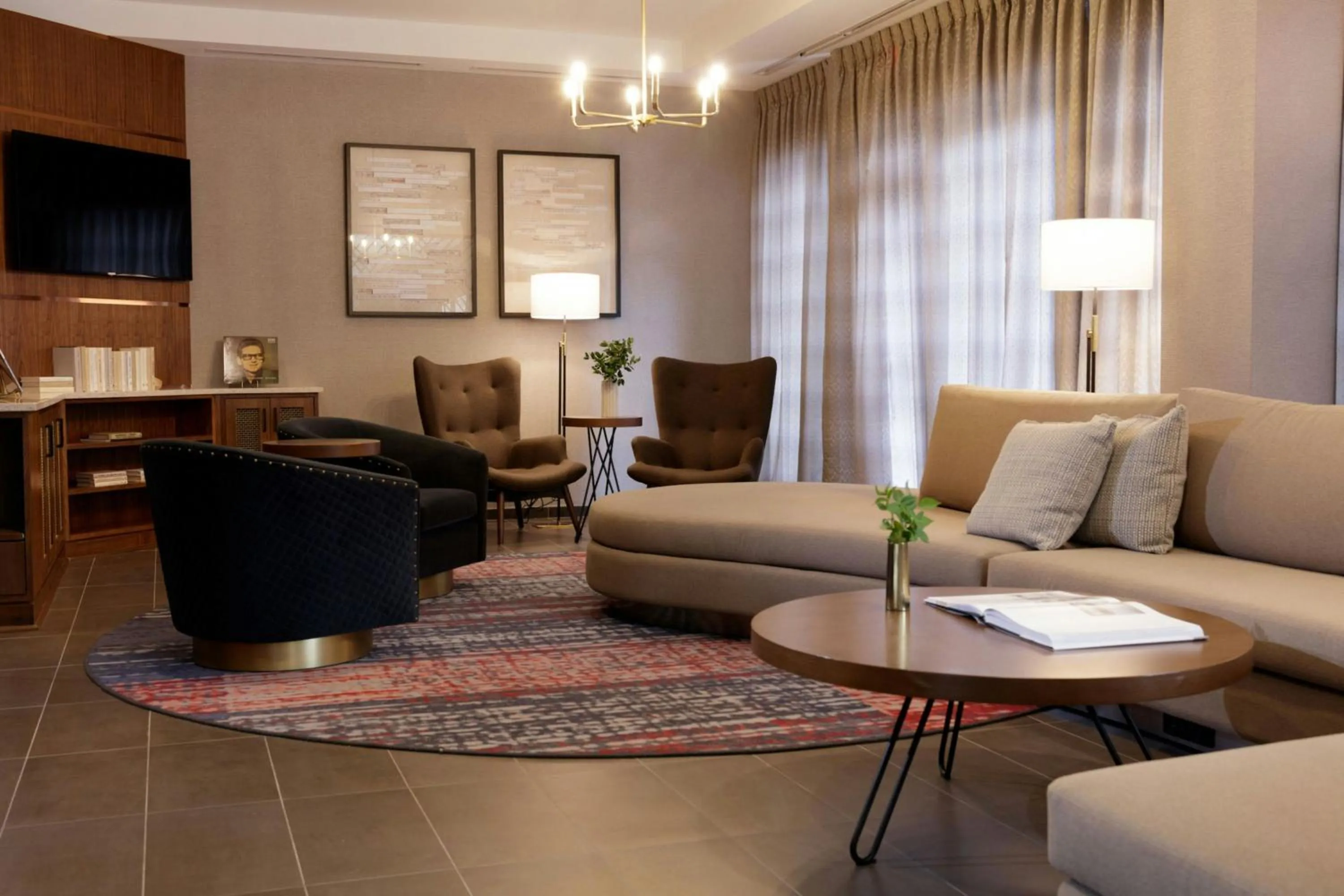 Lounge or bar in Sheraton Nashville Brentwood