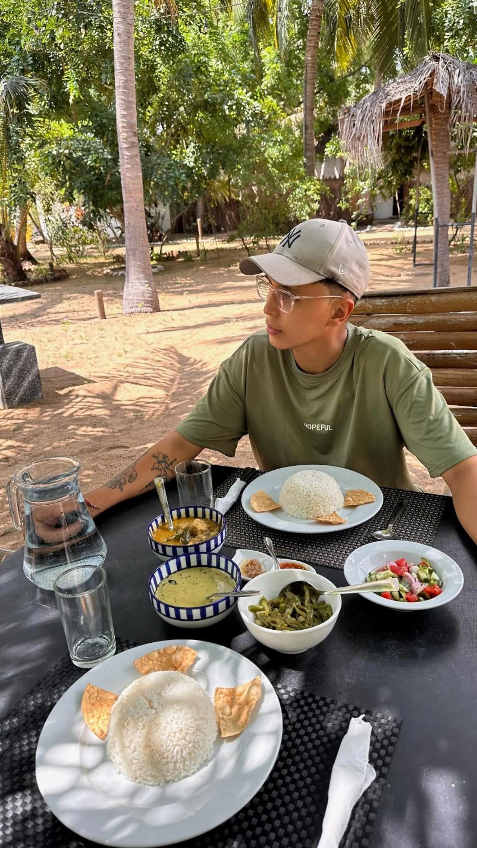 Food and drinks in Valampuri Kite Resort