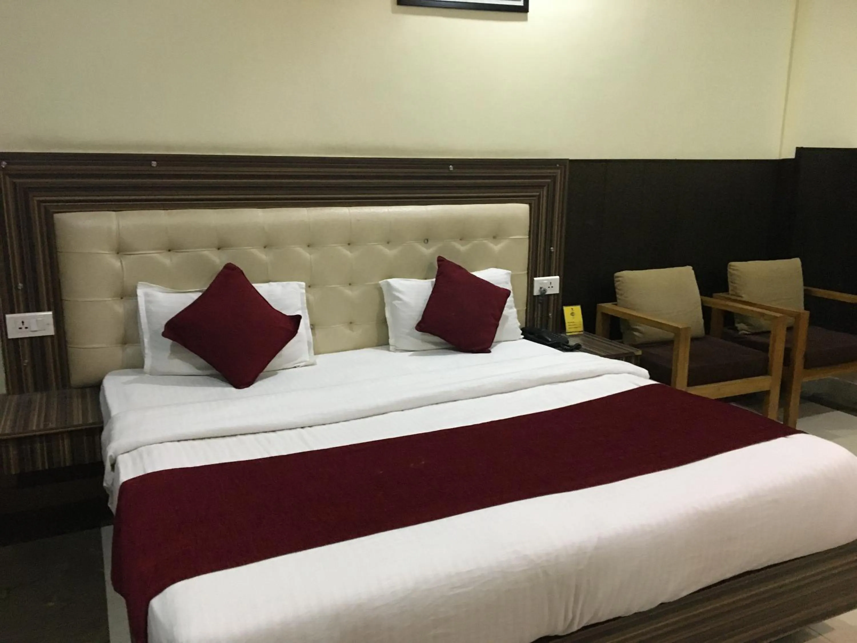 Photo of the whole room, Bed in Hotel Trihari