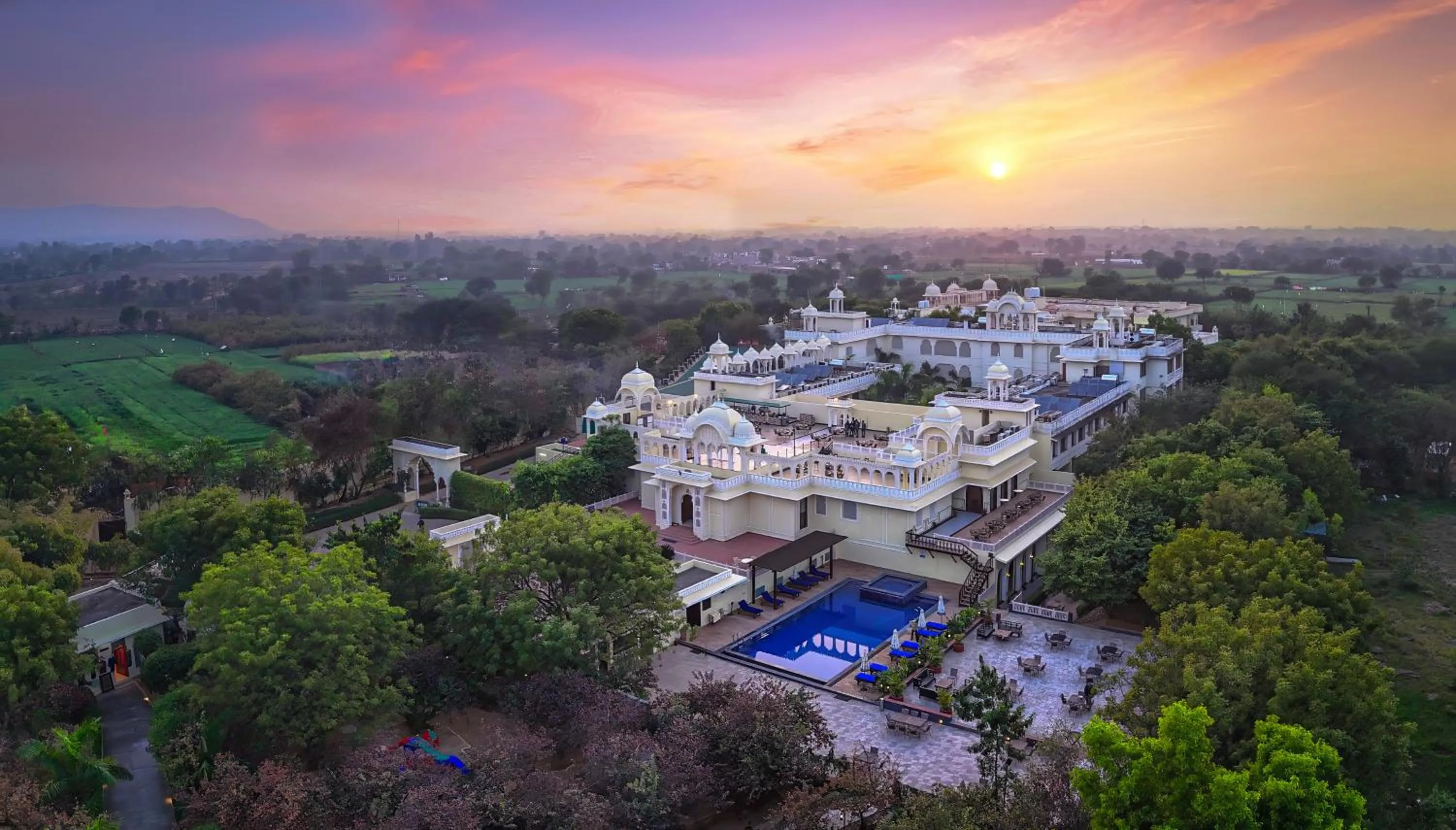 Swimming pool in The Tigress, Ranthambore