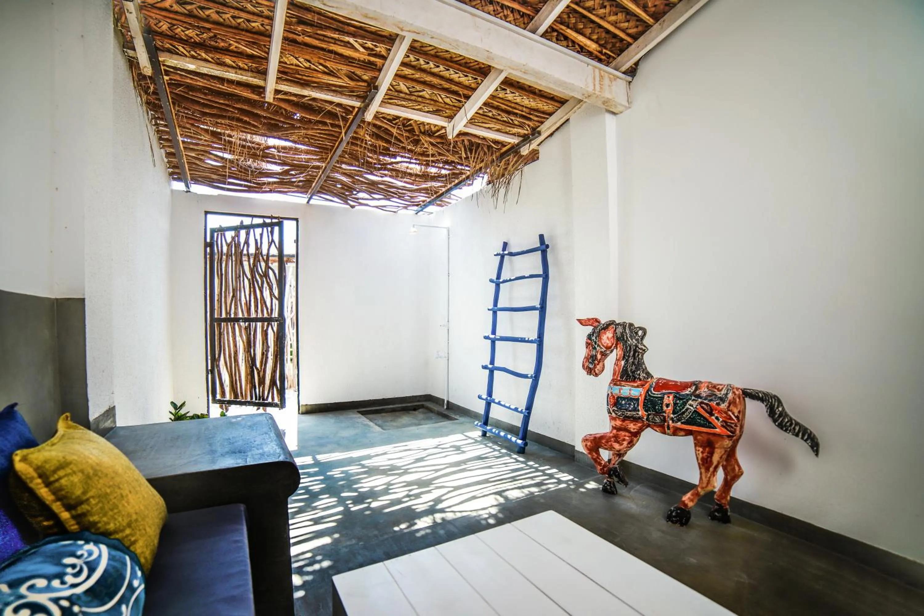 Balcony/Terrace, Bed in Amanta Beach