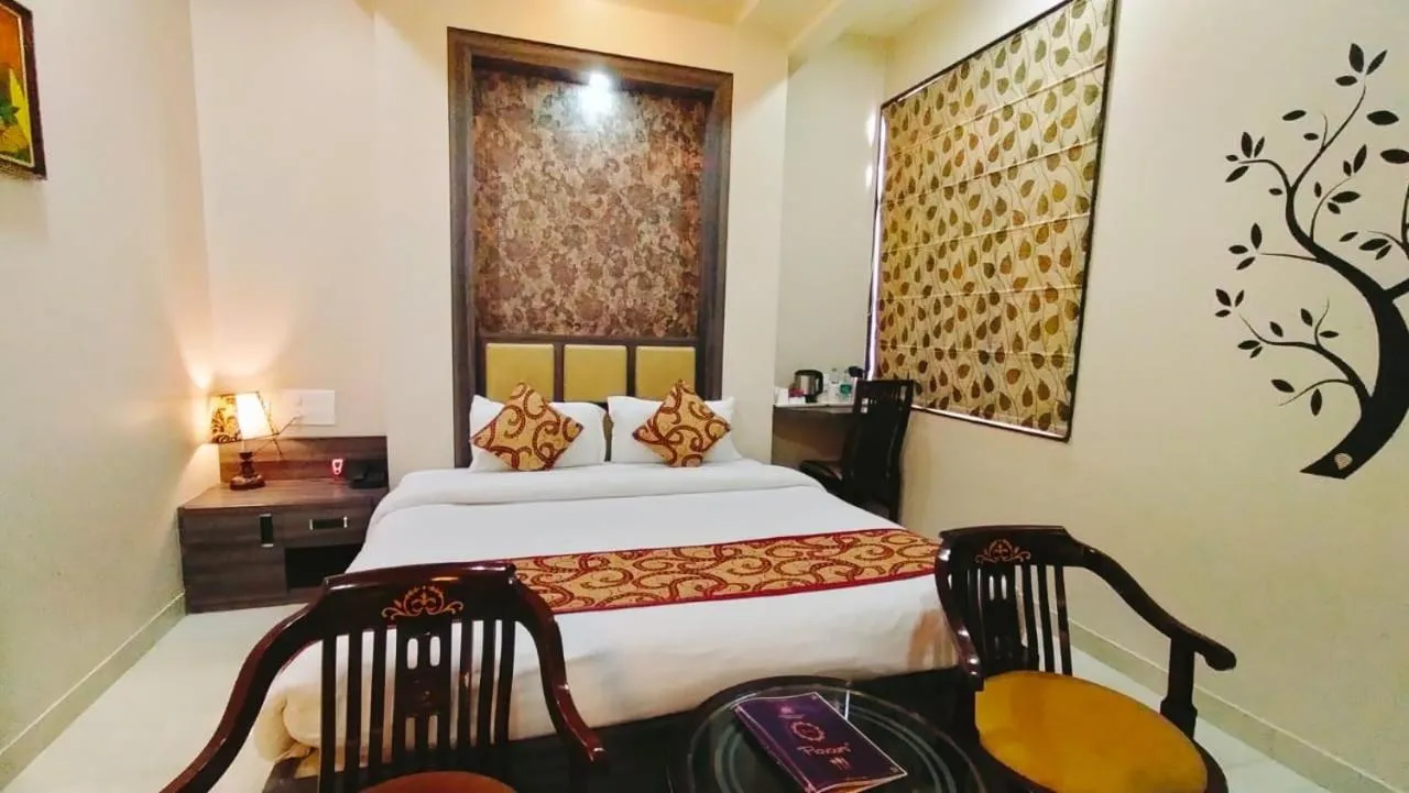 Photo of the whole room, Bed in Hotel Ozas Grand