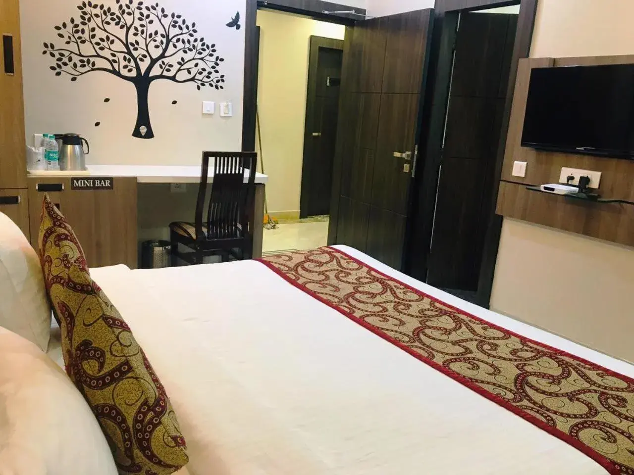 TV and multimedia, Bed in Hotel Ozas Grand TV and multimedia, Bed in Hotel Ozas Grand