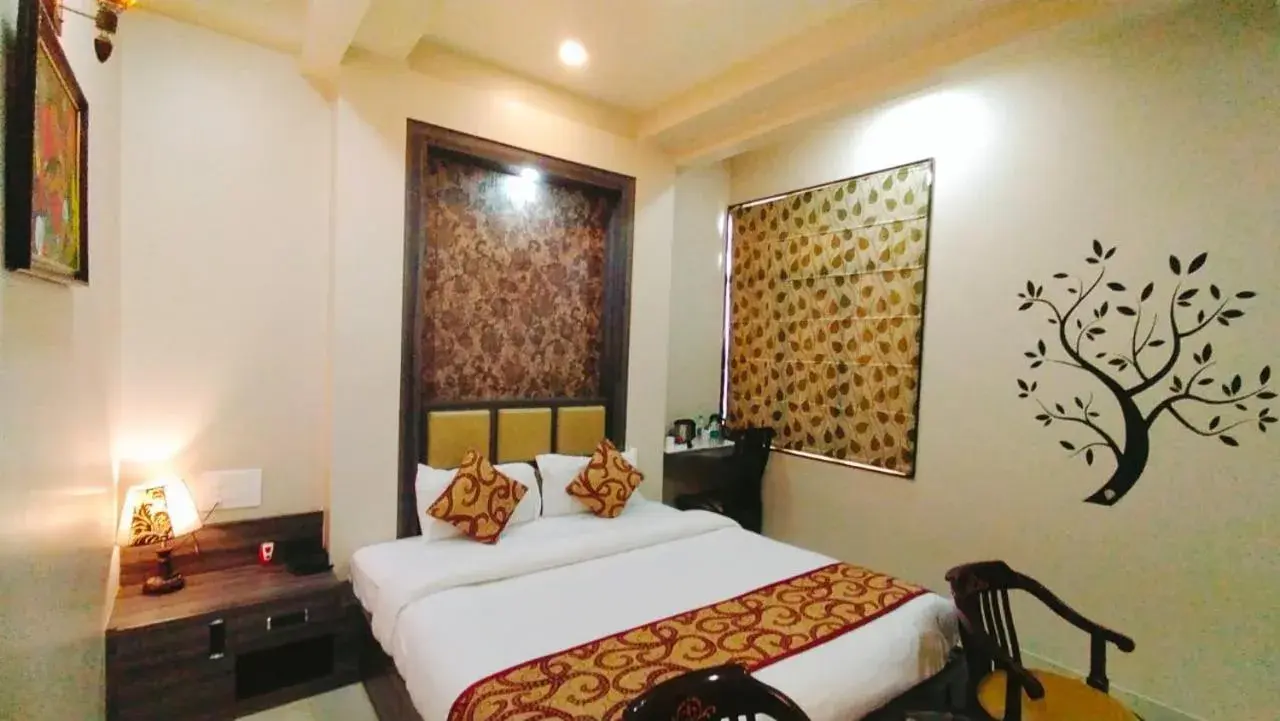 Photo of the whole room, Bed in Hotel Ozas Grand Photo of the whole room, Bed in Hotel Ozas Grand