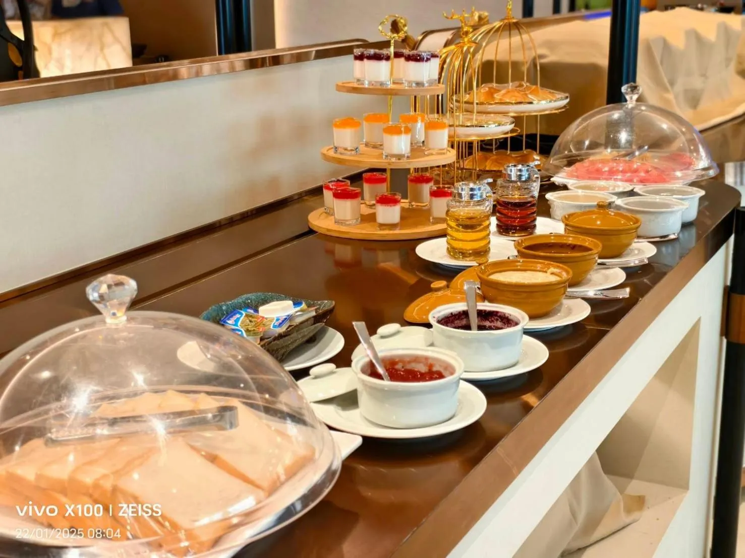 Breakfast in Mike Hotel