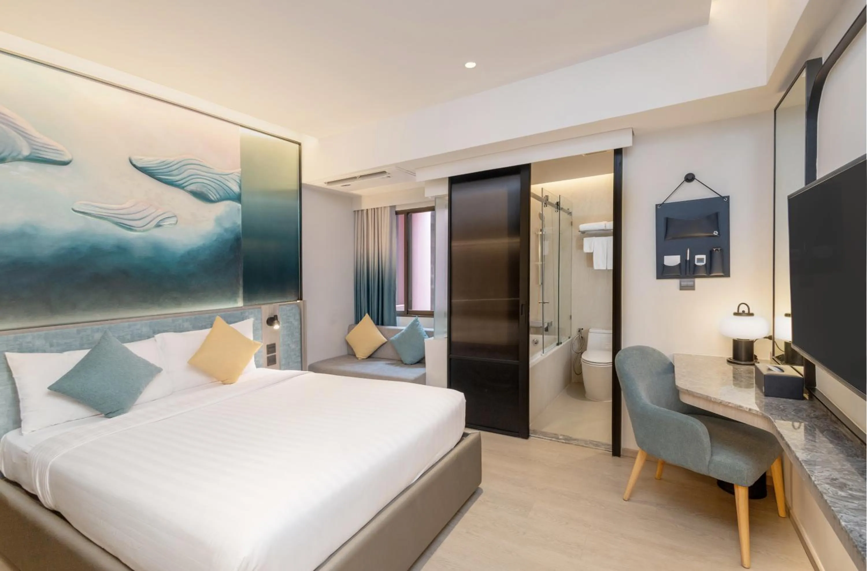 Bedroom, Bed in Cloudotel Walking Street Pattaya