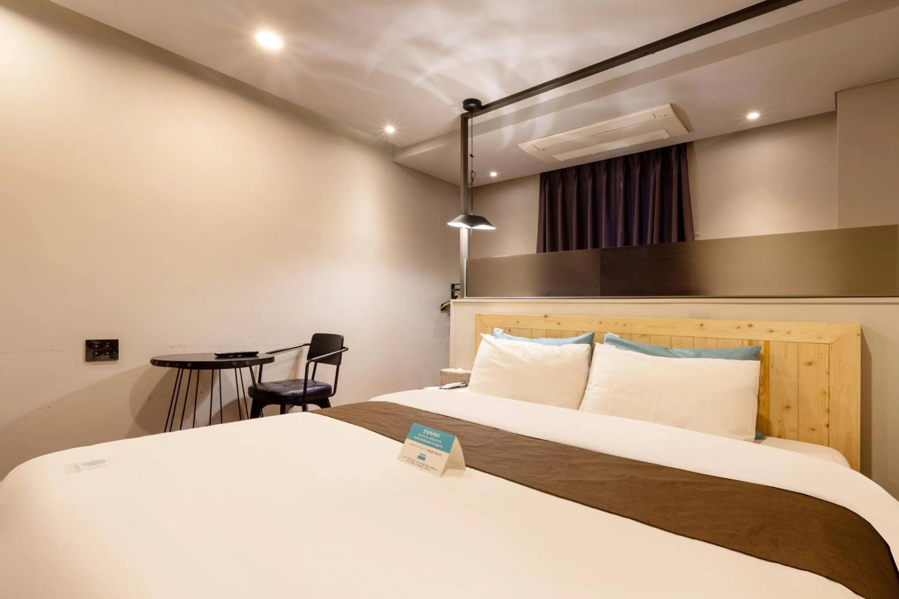 Bed in Sorgente Business Hotel