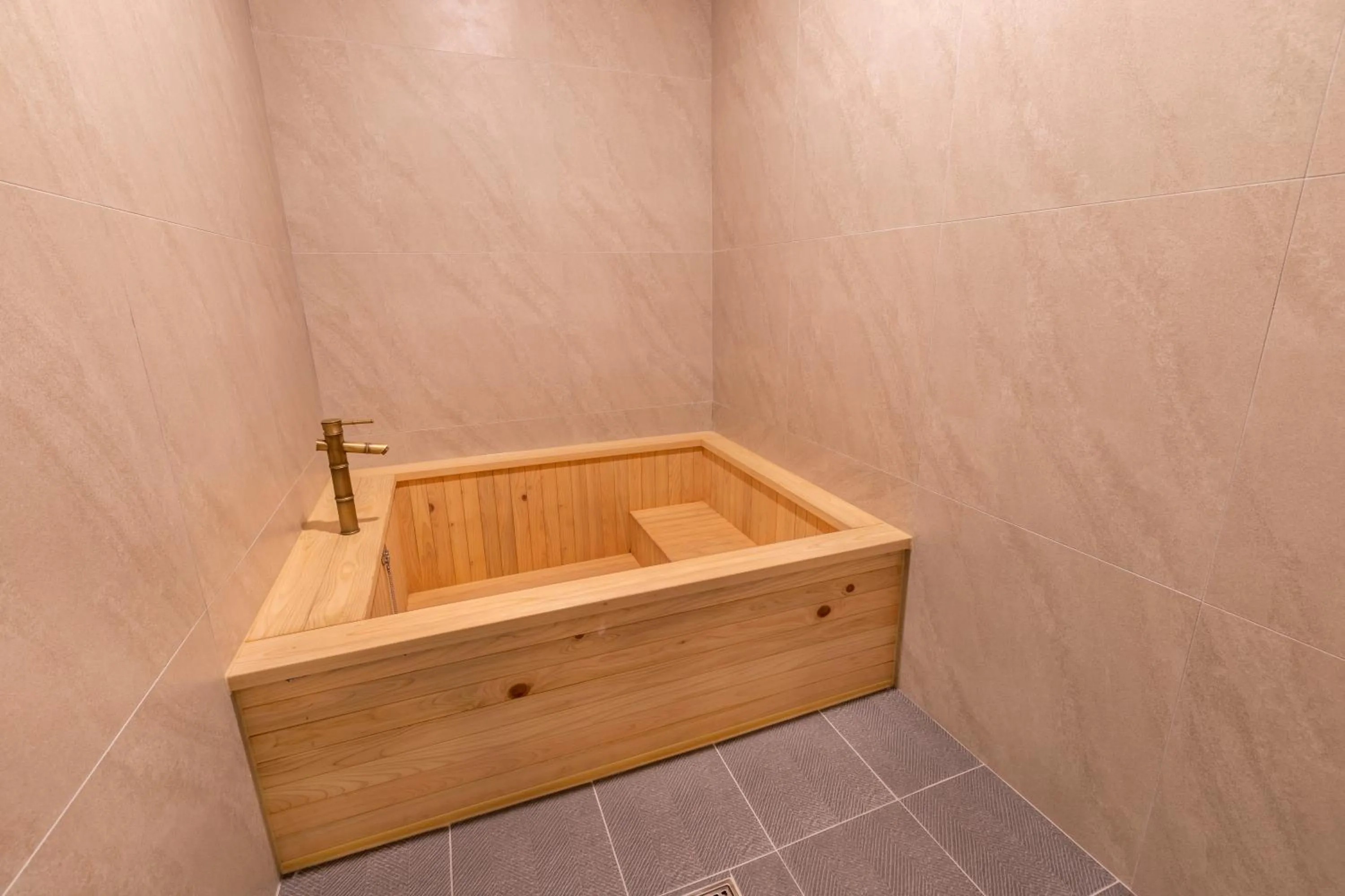 Bathroom in Sorgente Business Hotel