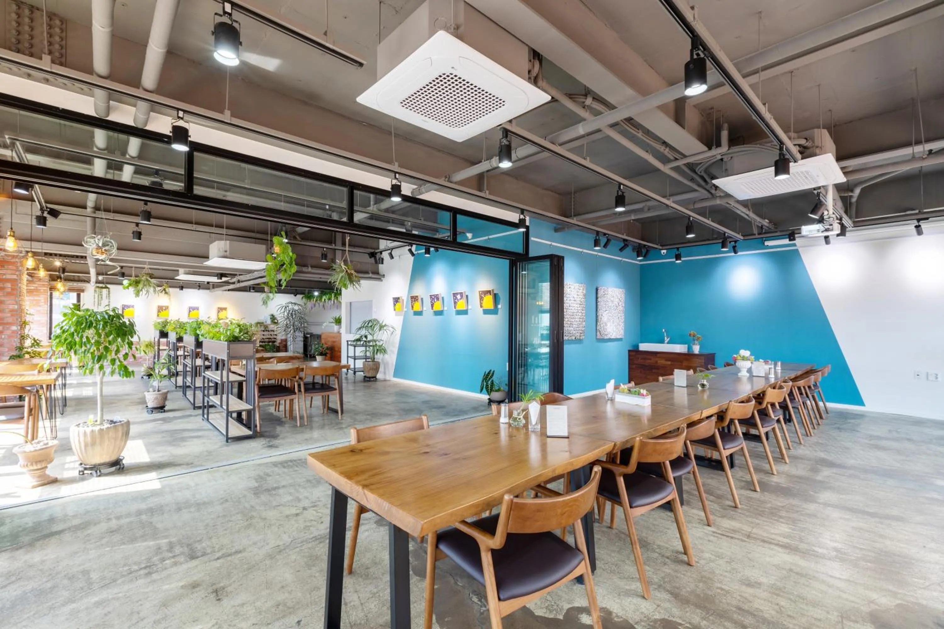 Restaurant/places to eat in Sorgente Business Hotel