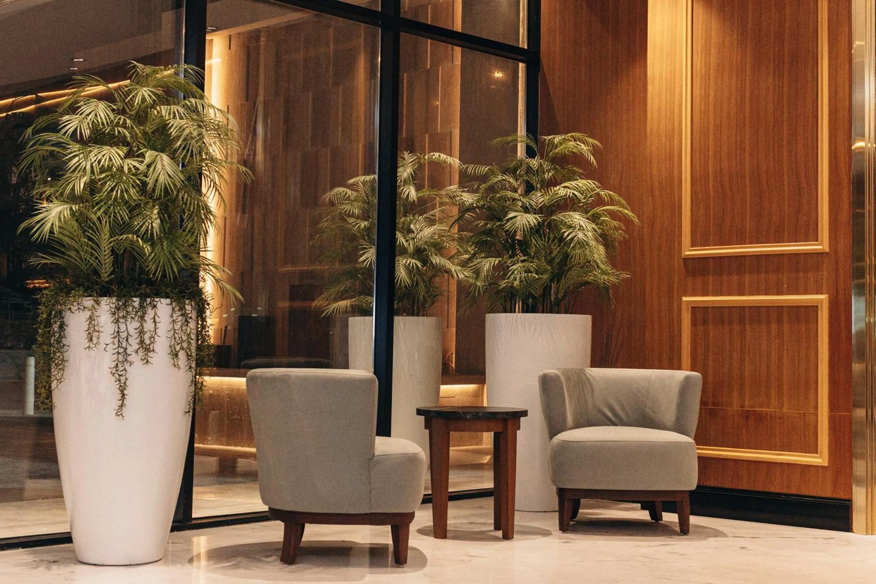 Rose Garden Hotel فندق روز جاردن