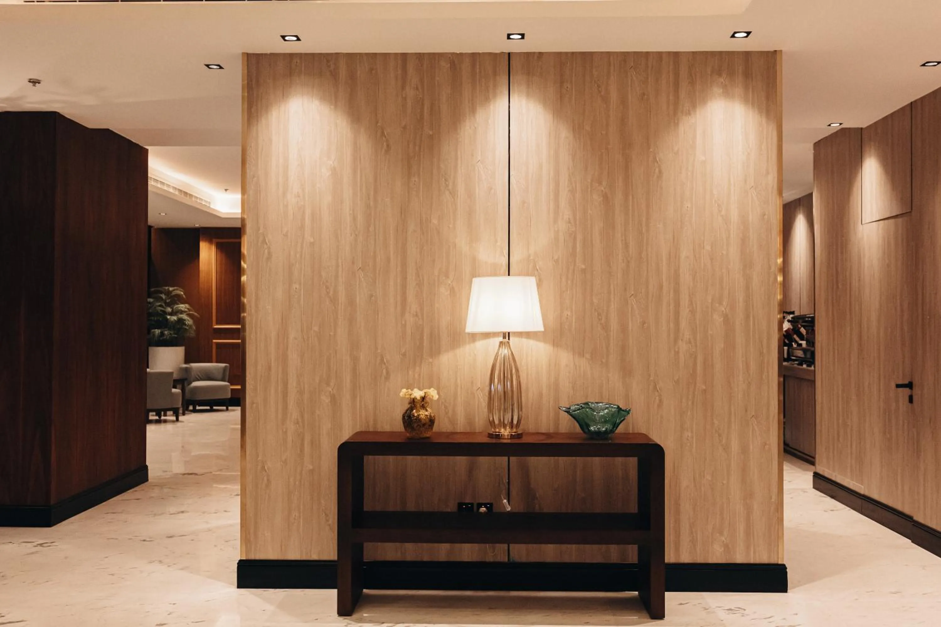 Rose Garden Hotel فندق روز جاردن