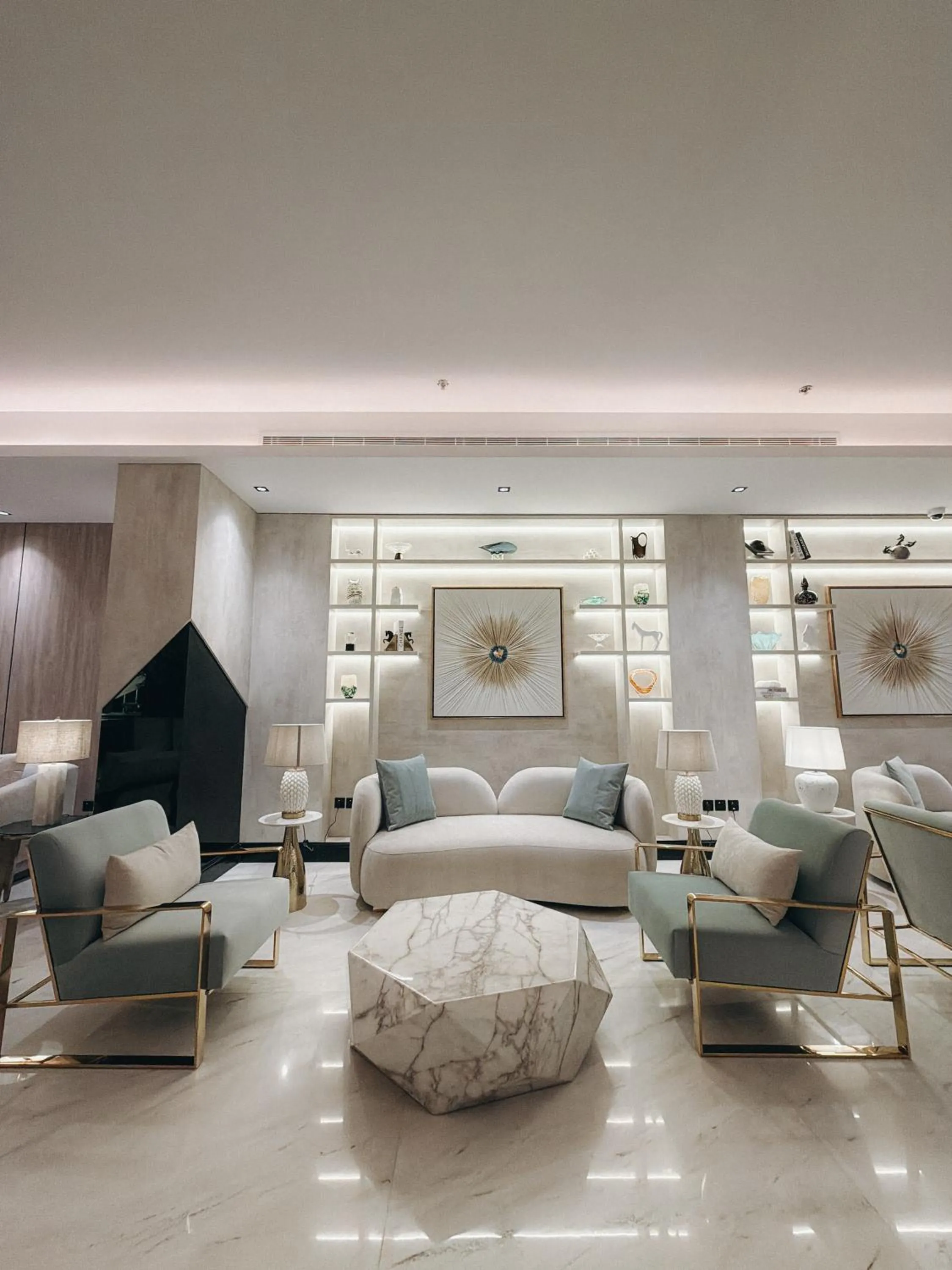 Rose Garden Hotel فندق روز جاردن