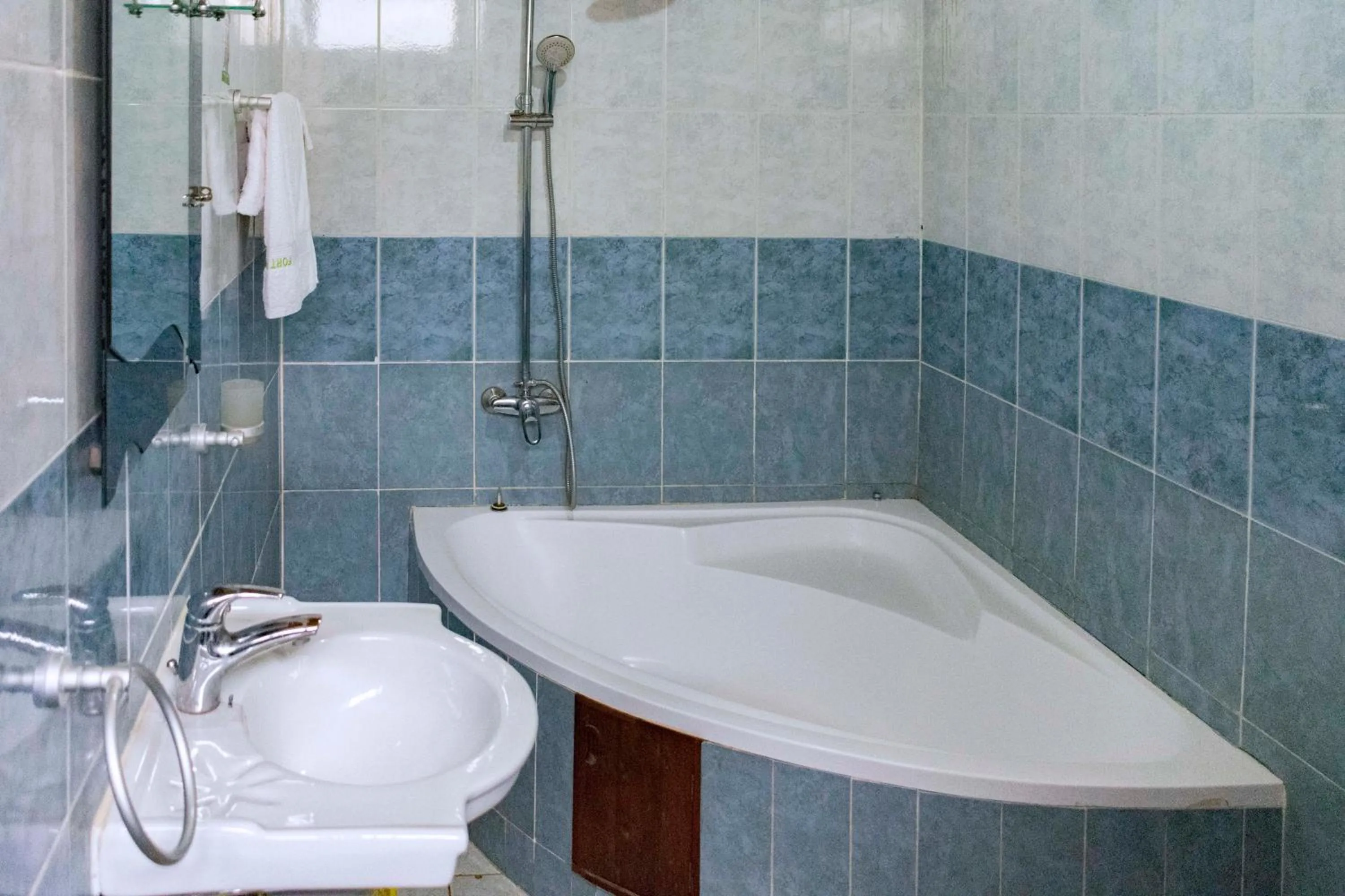 Bathroom in Fort Fun City Hotel Fort Portal