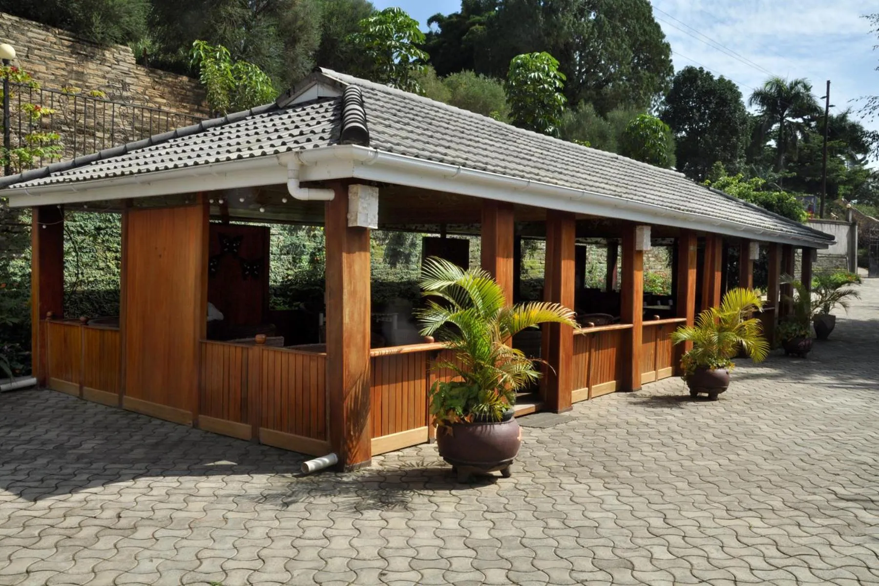 Restaurant/places to eat in Fort Fun City Hotel Fort Portal