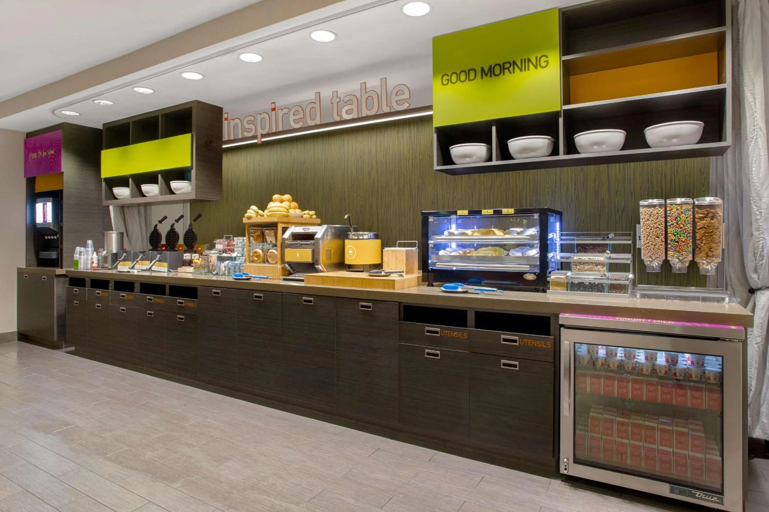 Breakfast in Home2 Suites by Hilton Destin