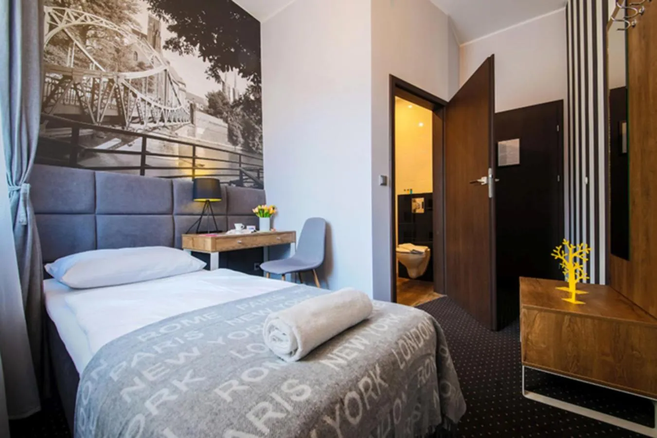 Photo of the whole room, Bed in Boogie ApartHouse Old Town