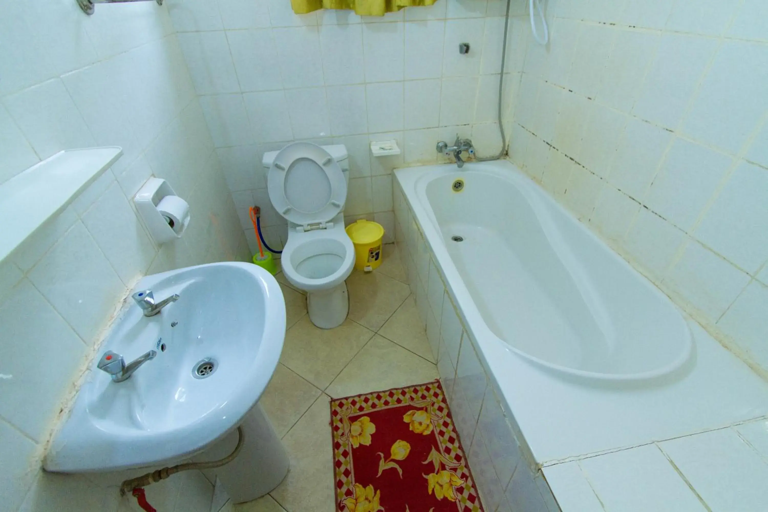 Bathroom in Kings Hospitality Centre Bathroom in Kings Hospitality Centre