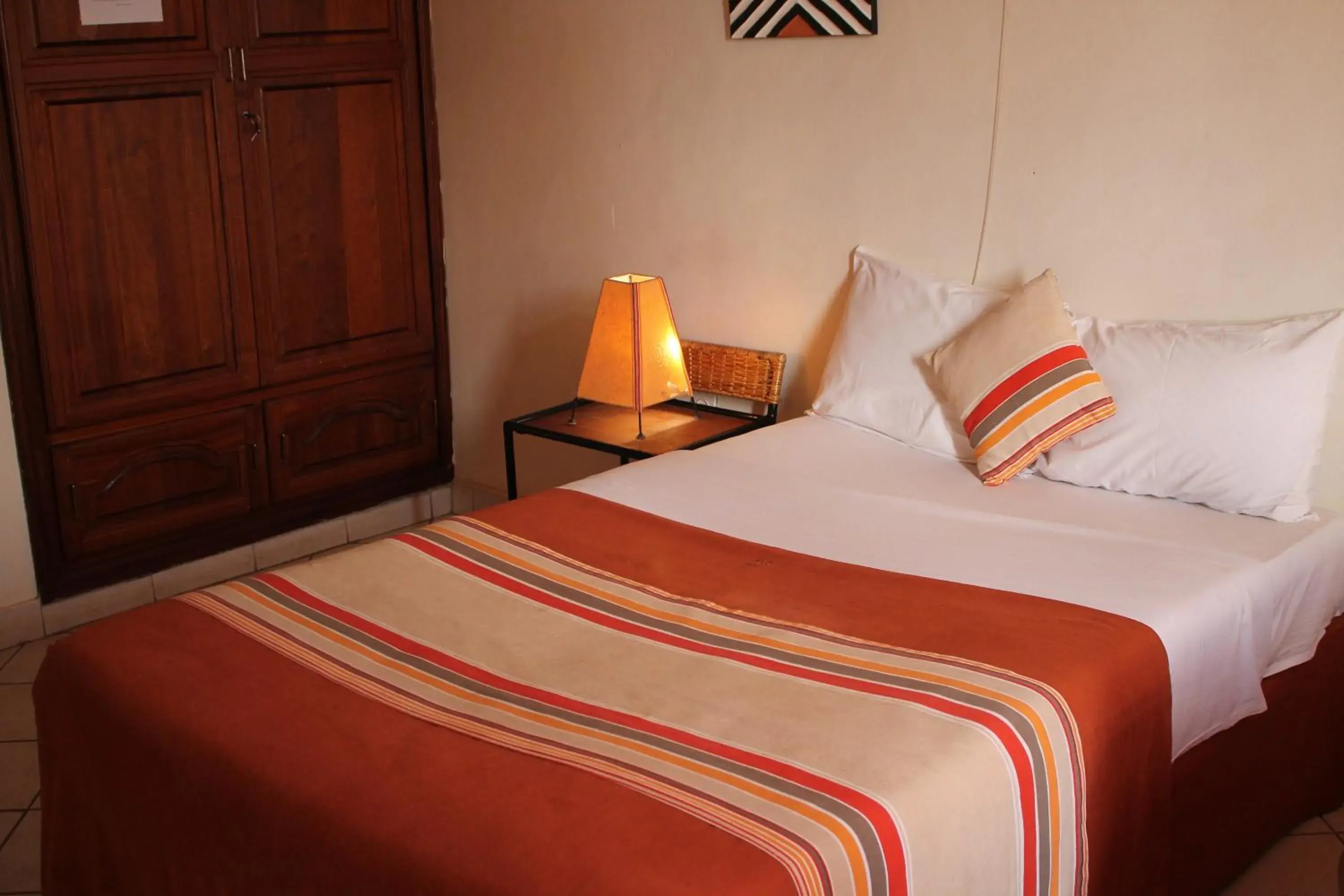 Bed in Kings Hospitality Centre Bed in Kings Hospitality Centre