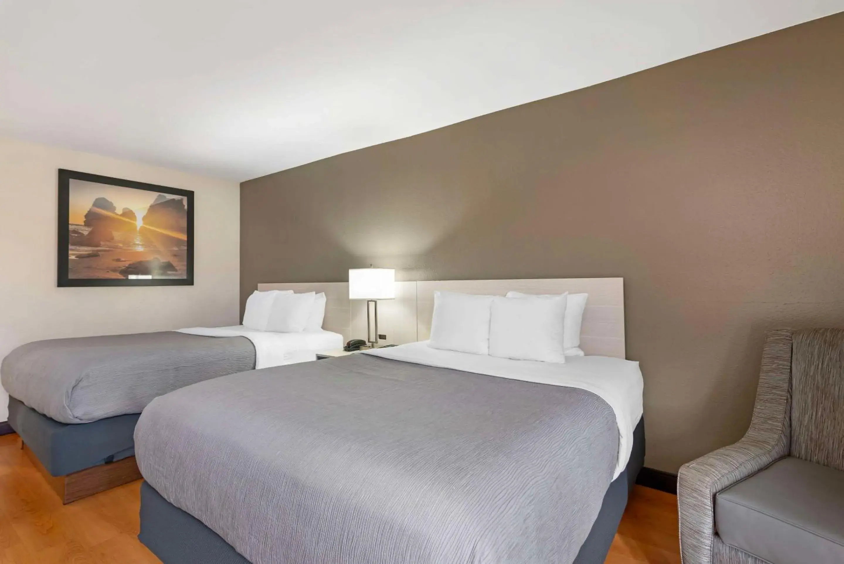 Bedroom, Bed in Quality Inn Valley - West Point Bedroom, Bed in Quality Inn Valley - West Point