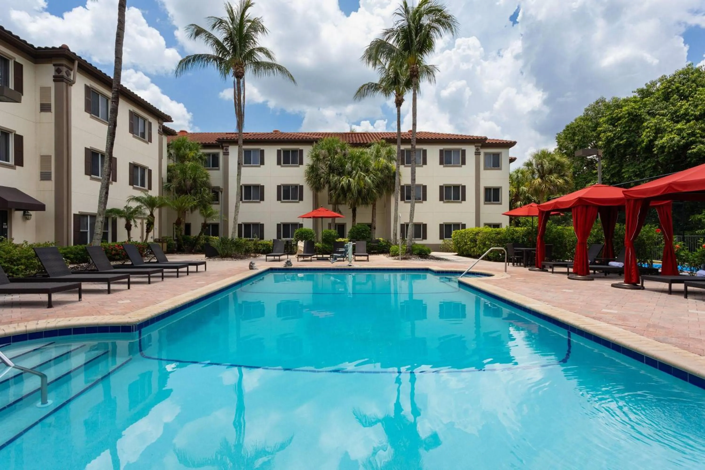 Swimming pool in Hawthorn Extended Stay by Wyndham Naples