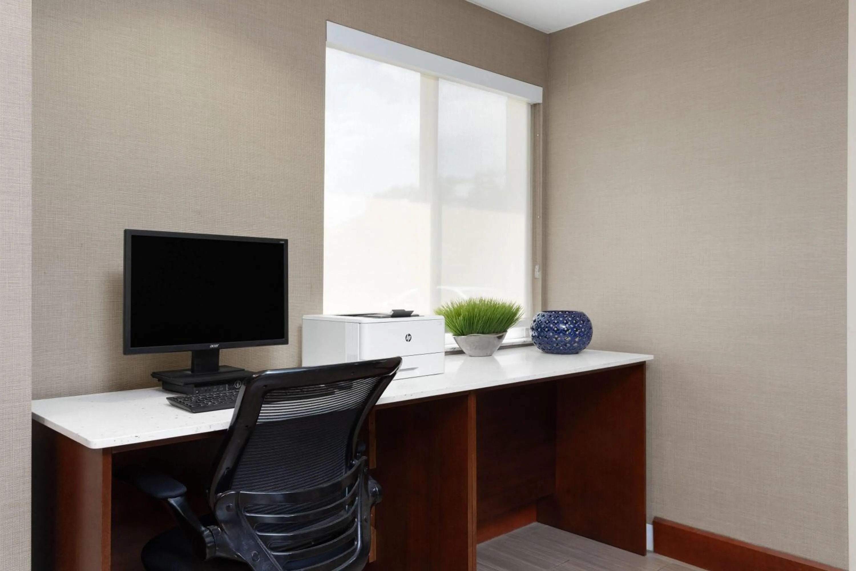 Business facilities in Hawthorn Extended Stay by Wyndham Naples