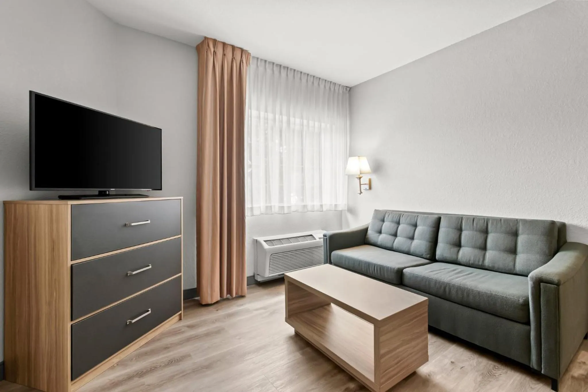 Photo of the whole room in Candlewood Suites Hazleton by IHG